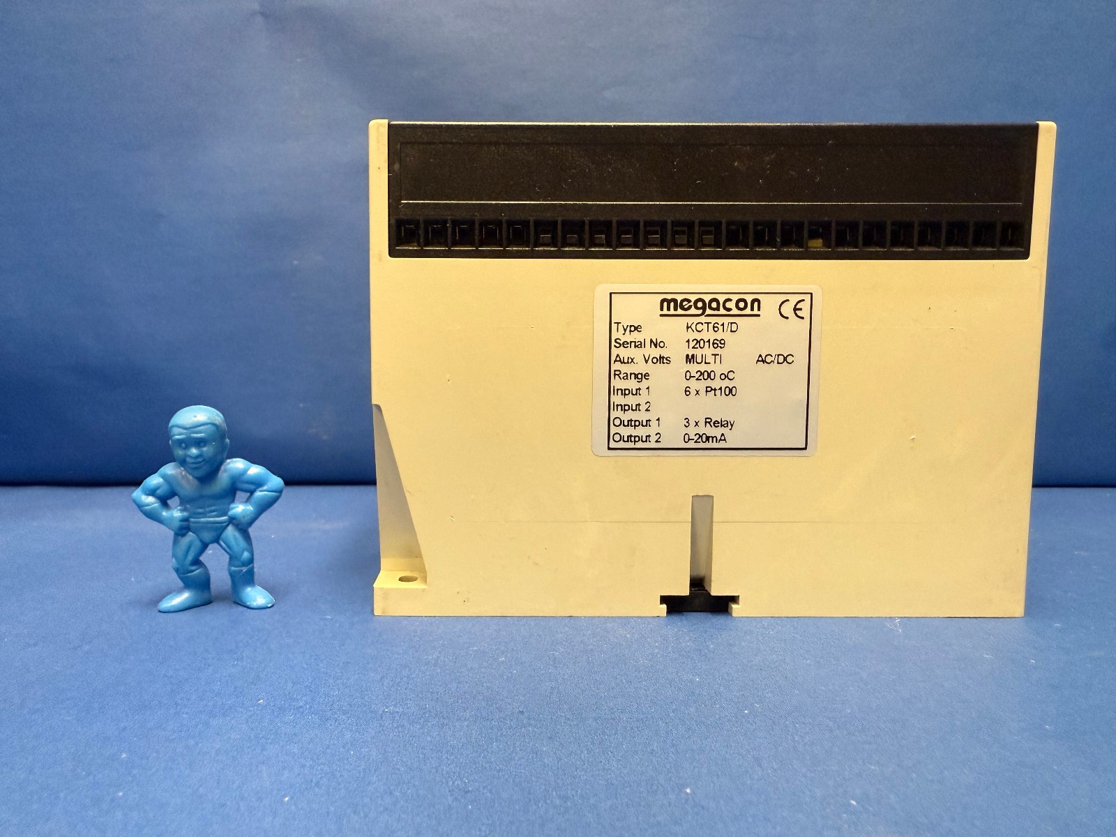 Megacon KCT61/D Temperature Controller 0-200 °C AC/DC