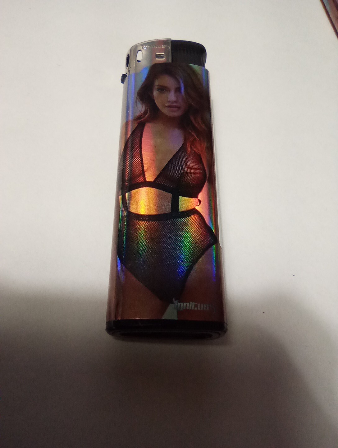 BEAUTIFUL MODEL IN BATHING SUIT REFILLABLE LIGHTER GREAT FOR COLLECTION NEW # 2.