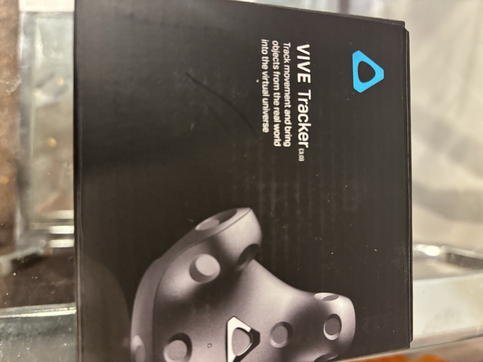 Quest 3s headset, 9 VIVE Trackers, 3 Base Stations, and Controllers