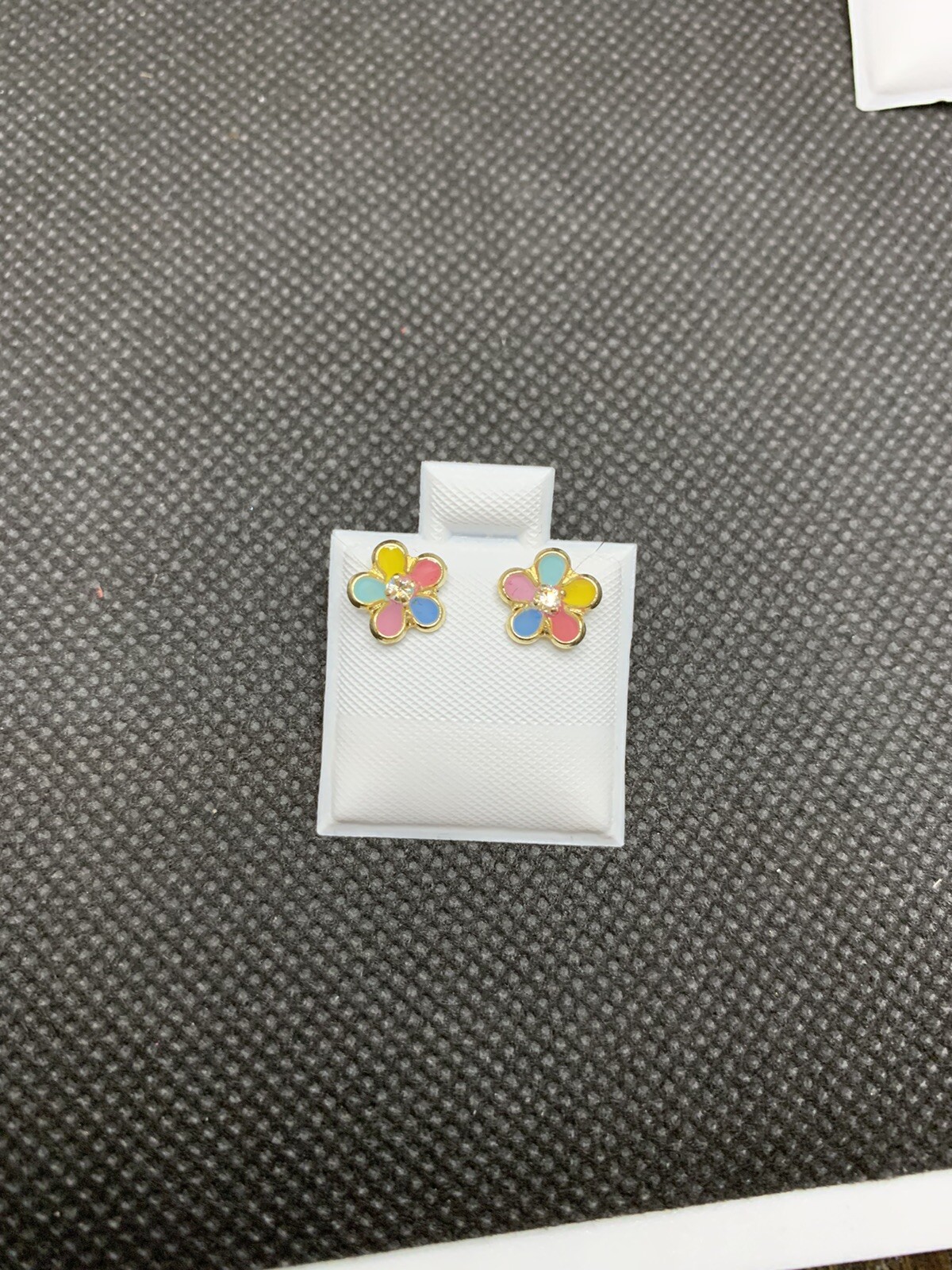 10k gold earrings