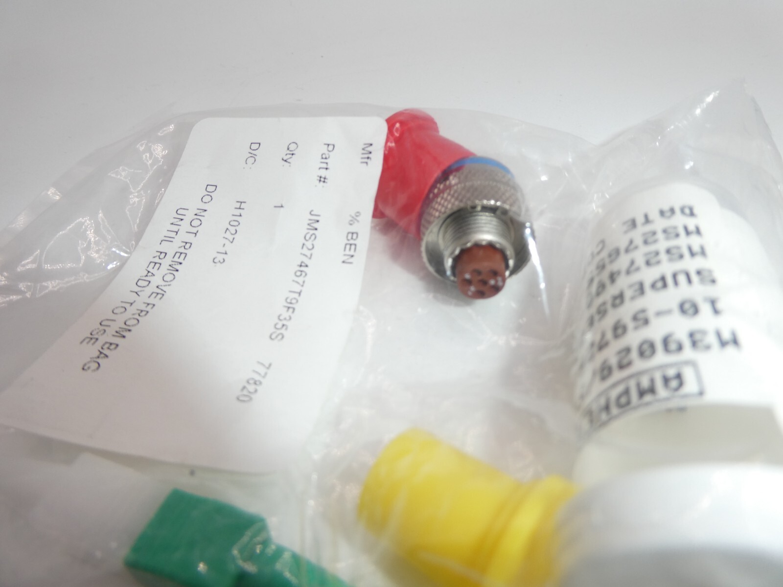 Amphenol MS27467T9F35S 8Lt 6C 6#22D Skt Plug