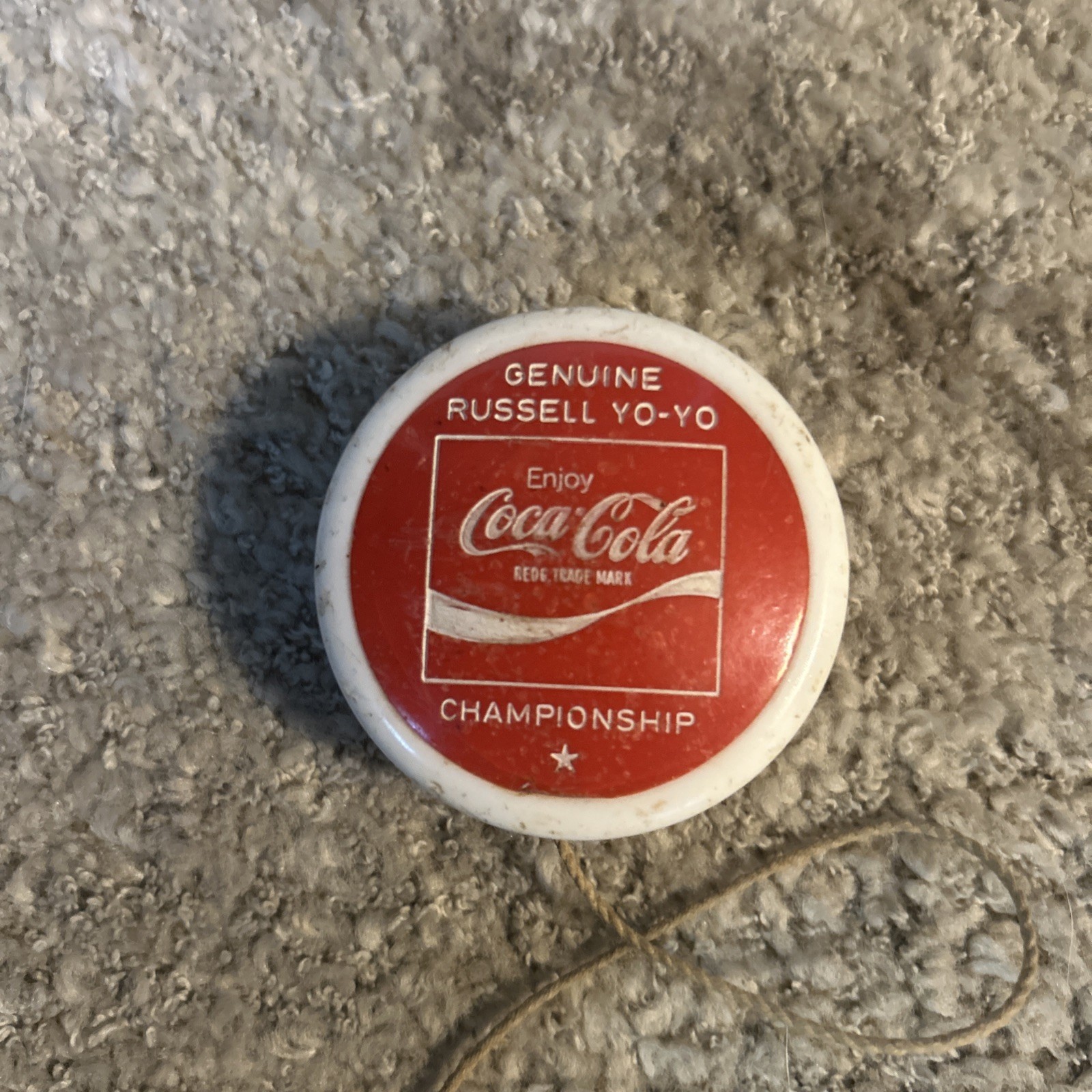Vintage Enjoy Coca Cola  Genuine Russell Yo- Yo Championship