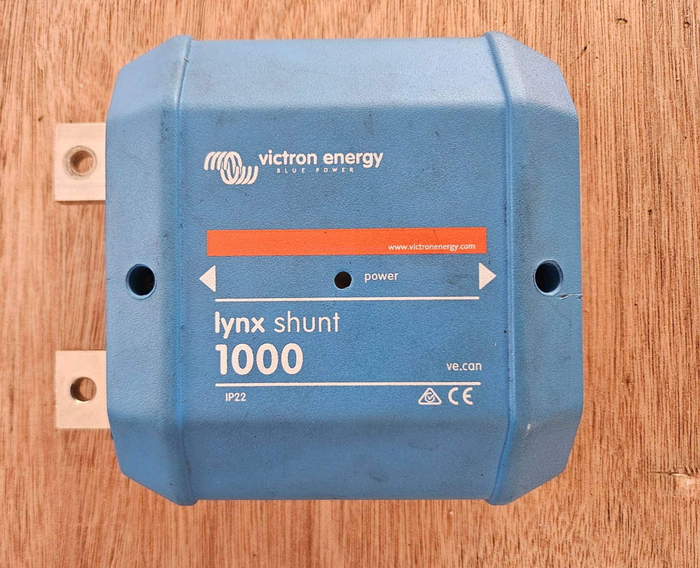 Victron Energy Lynx Shunt VE.Can M8 LYN040102100