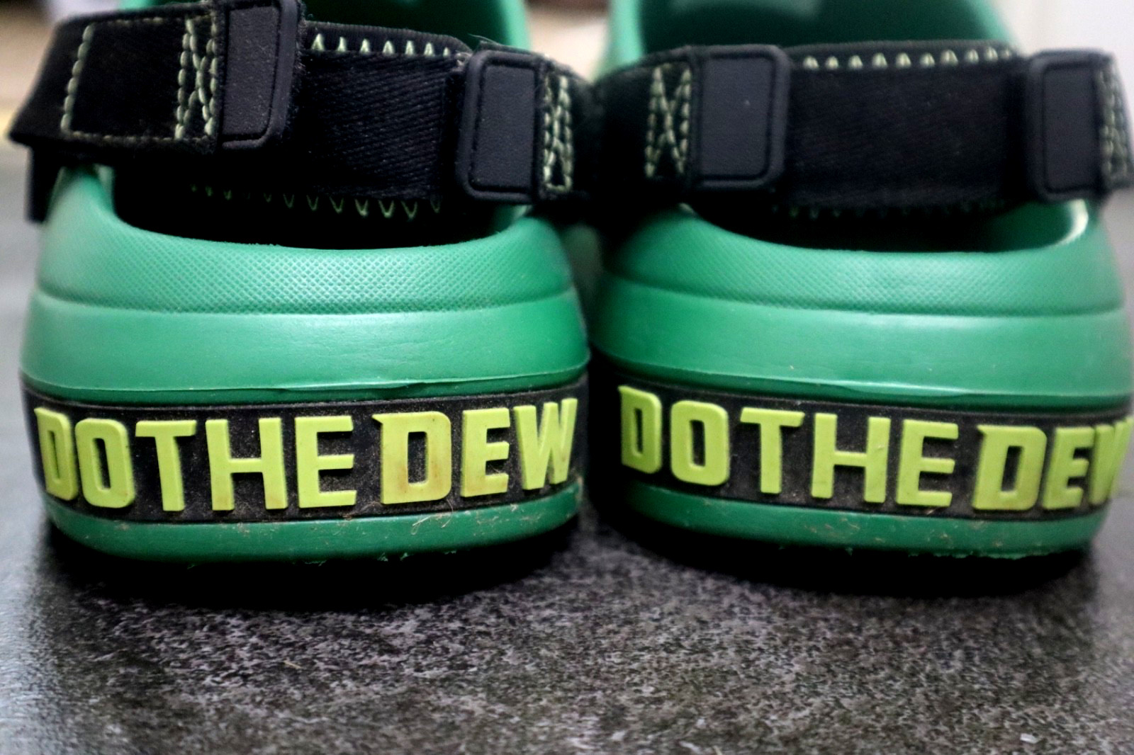 Crocs x Mountain Dew Clogs Men’s Size 12 (Fits 12) NWOT Limited Edition Collab