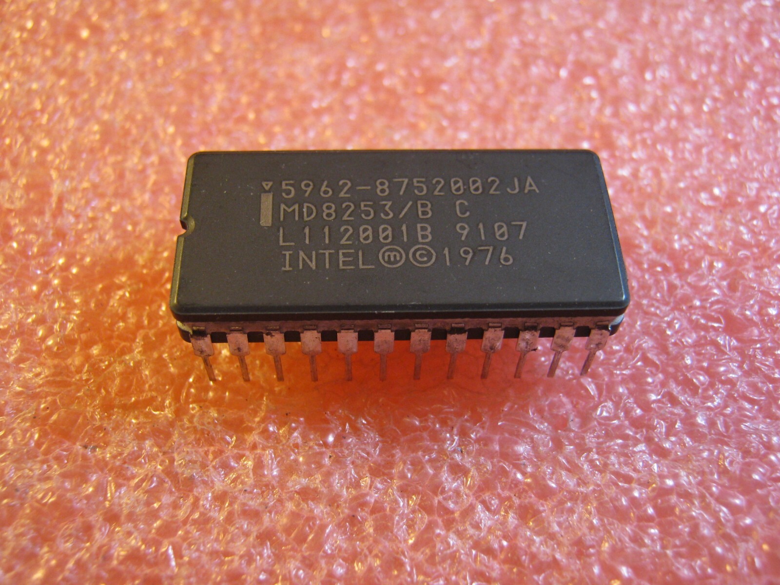 MD8253/B C NOS from Intel No International Shipping
