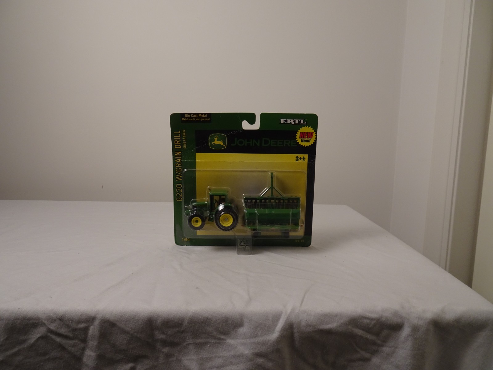 John Deere 6220 Tractor with 1590 Grain Drill, 1/64