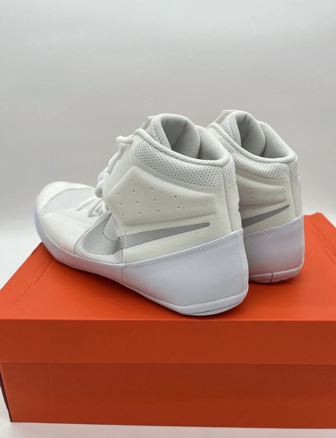 Nike Fury Wrestling Shoes Men's Size 10.5 MMA Combat White Grey AO2416-102