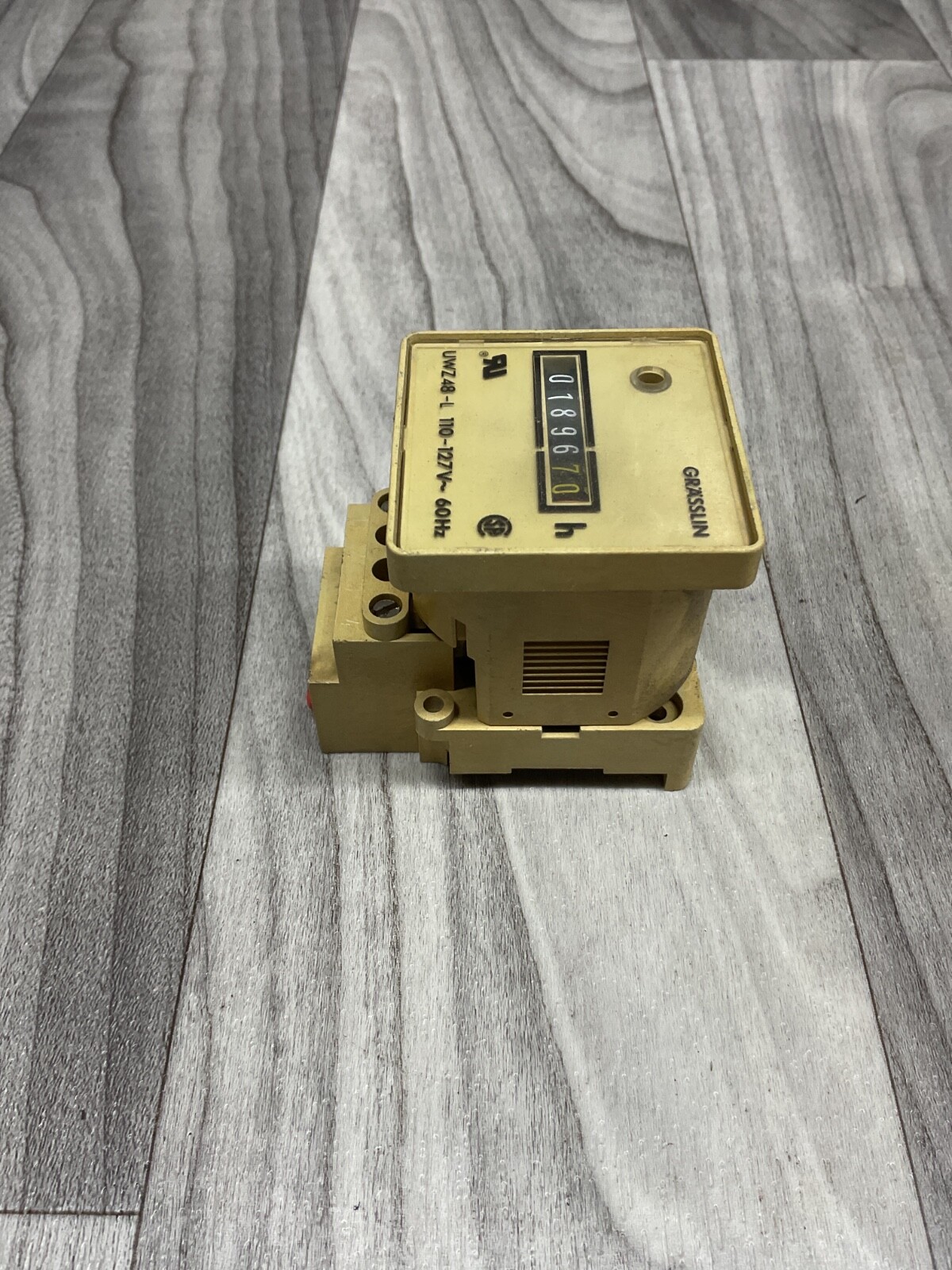 Grasslin UWZ48-L Hour Counter #4010PT173