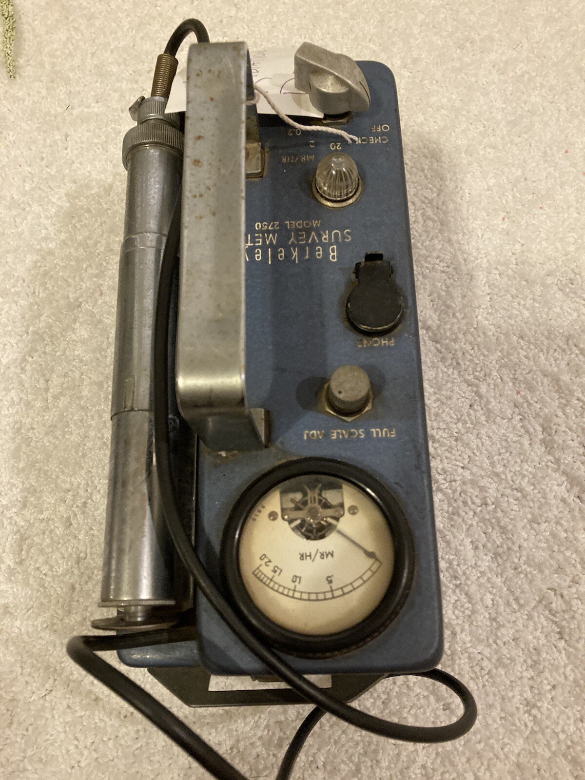 Berkeley Survey Meter model #2750. No Means To Test. No Apparent Damage.