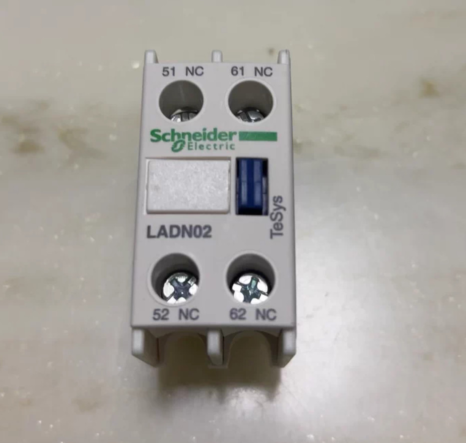 1PC NEW Schneider Auxiliary contact module LADN02C LADN02 2NC #YY