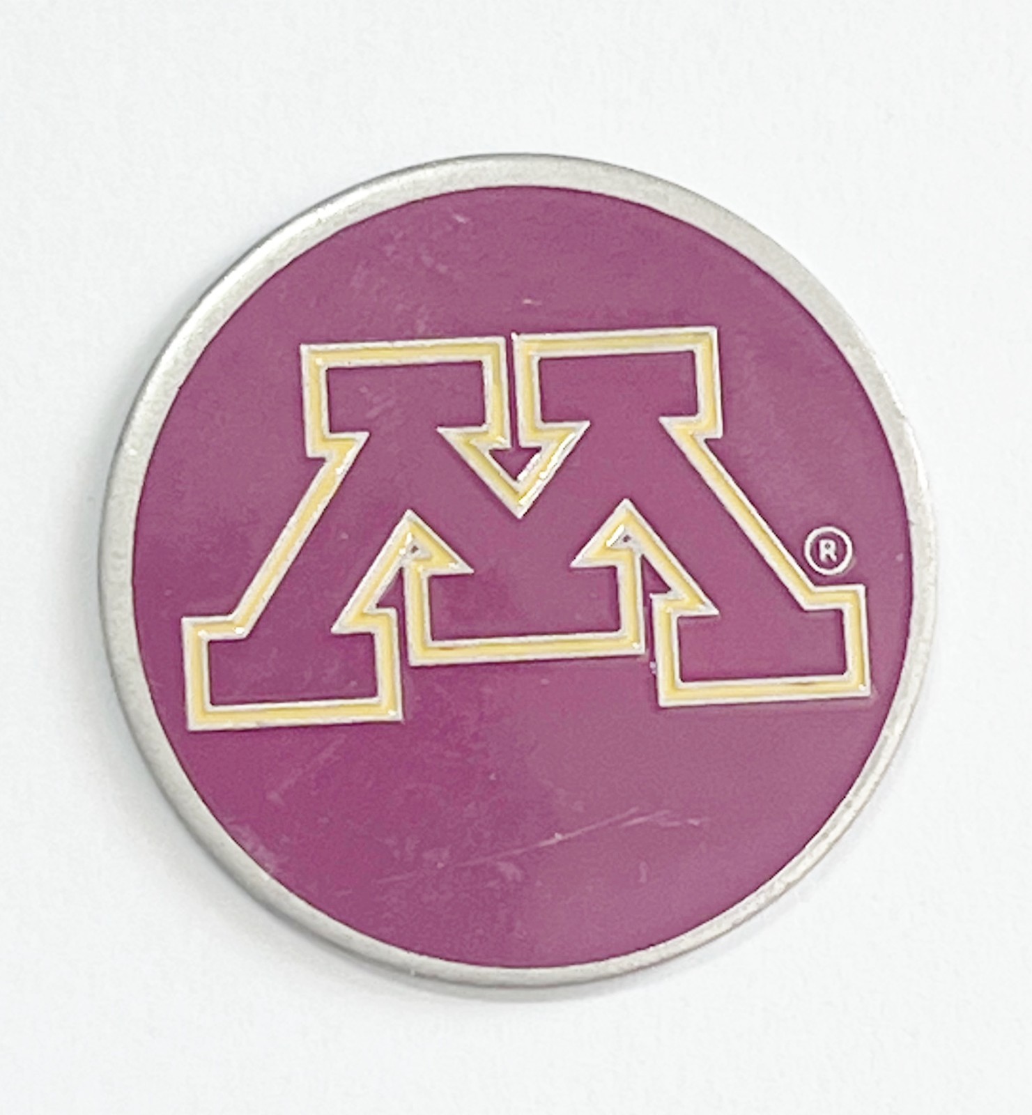 1 MINNESOTA GOLDEN GOPHERS Ballmarkers Ball Marker fit divot tool hatclip WhiteM