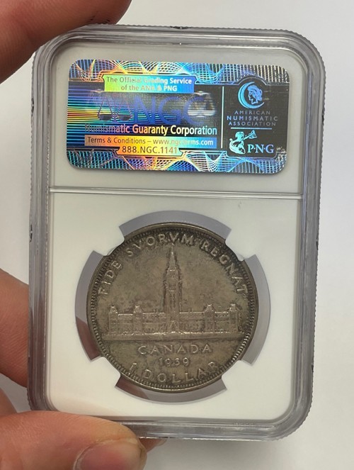 Canada - 1939 Silver Dollar (NGC AU 55)