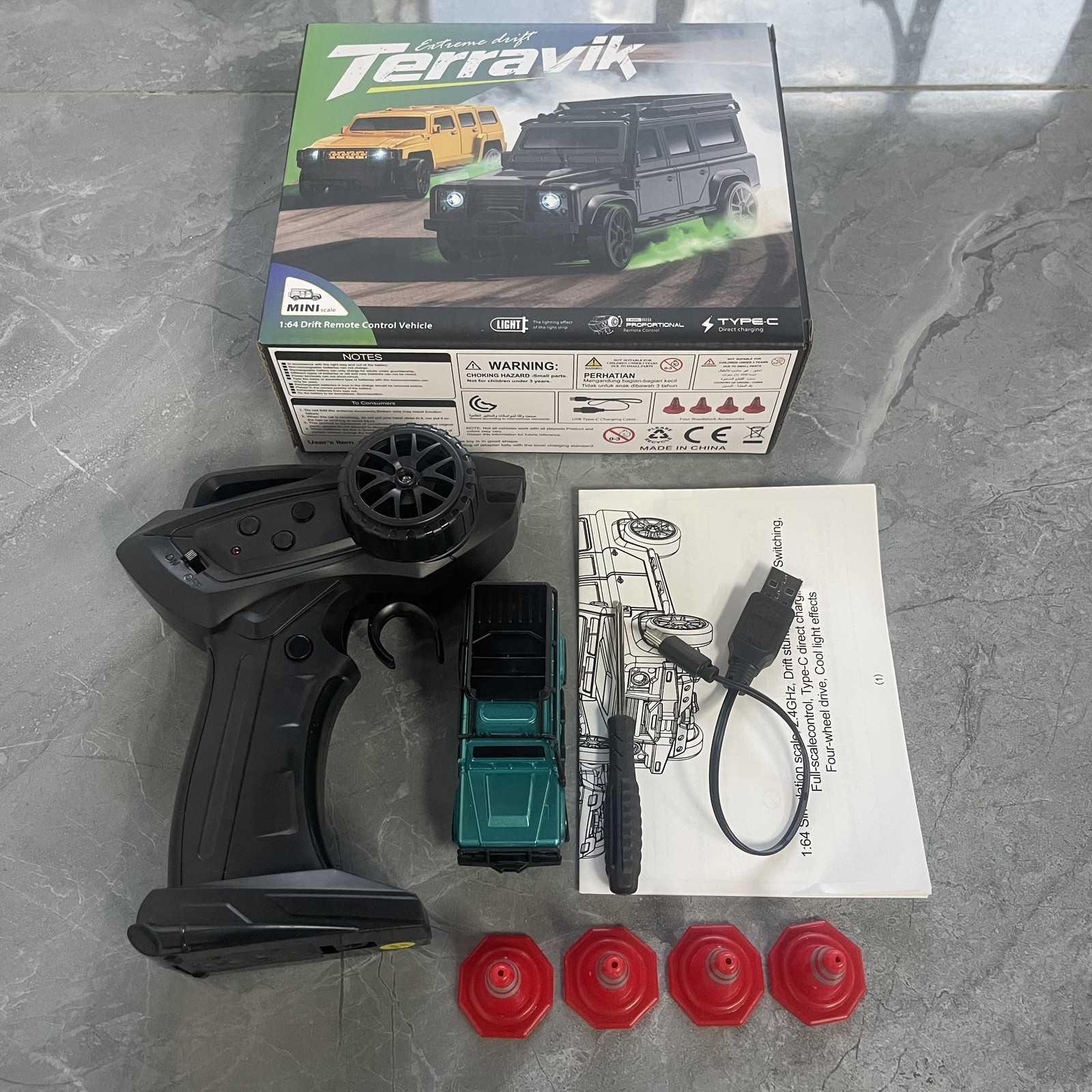 RC Drift Car KF20 Mini Desktop 1:64 Racing Car 4WD 2.4G Remote Controller Toys