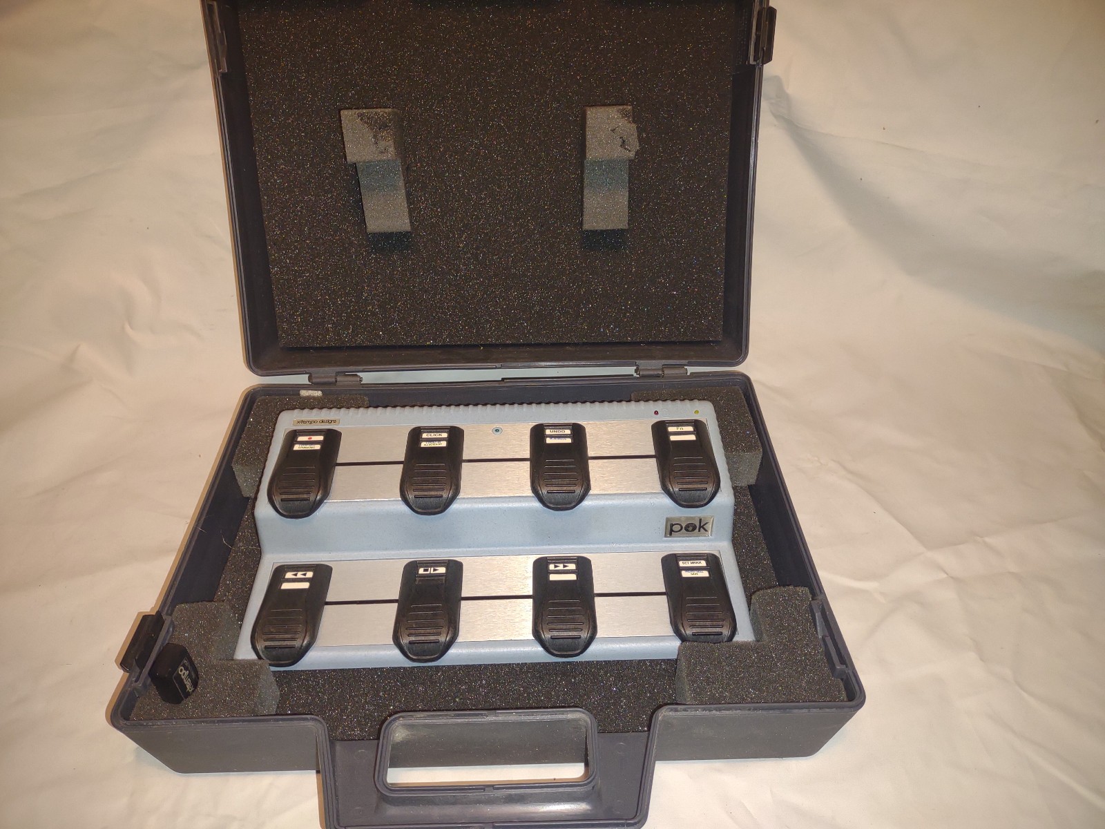 Xtempo pok PT-100 Wireless Controller with Case and USB Dongle for DAW's