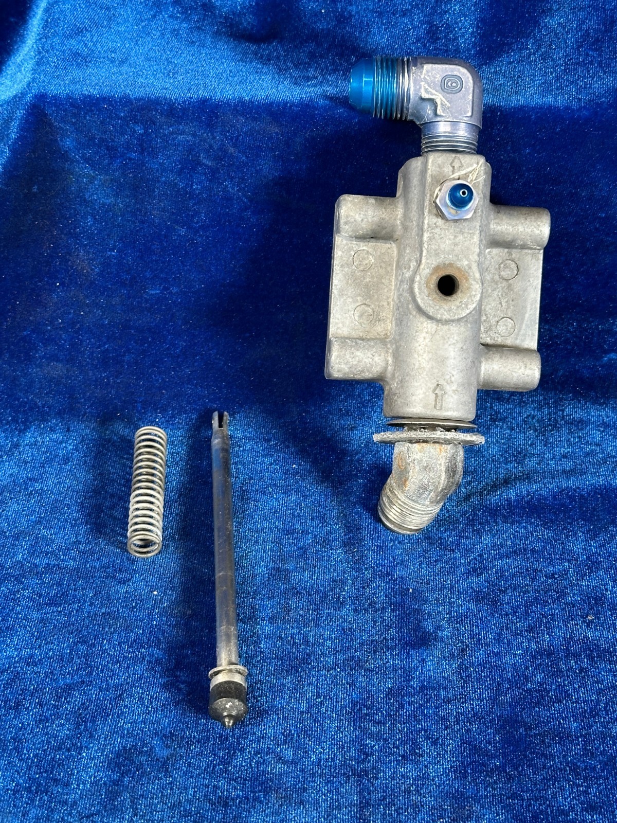 CESSNA 172 P TOP ASSY - FUEL STRAINER P/N: 0756005-2