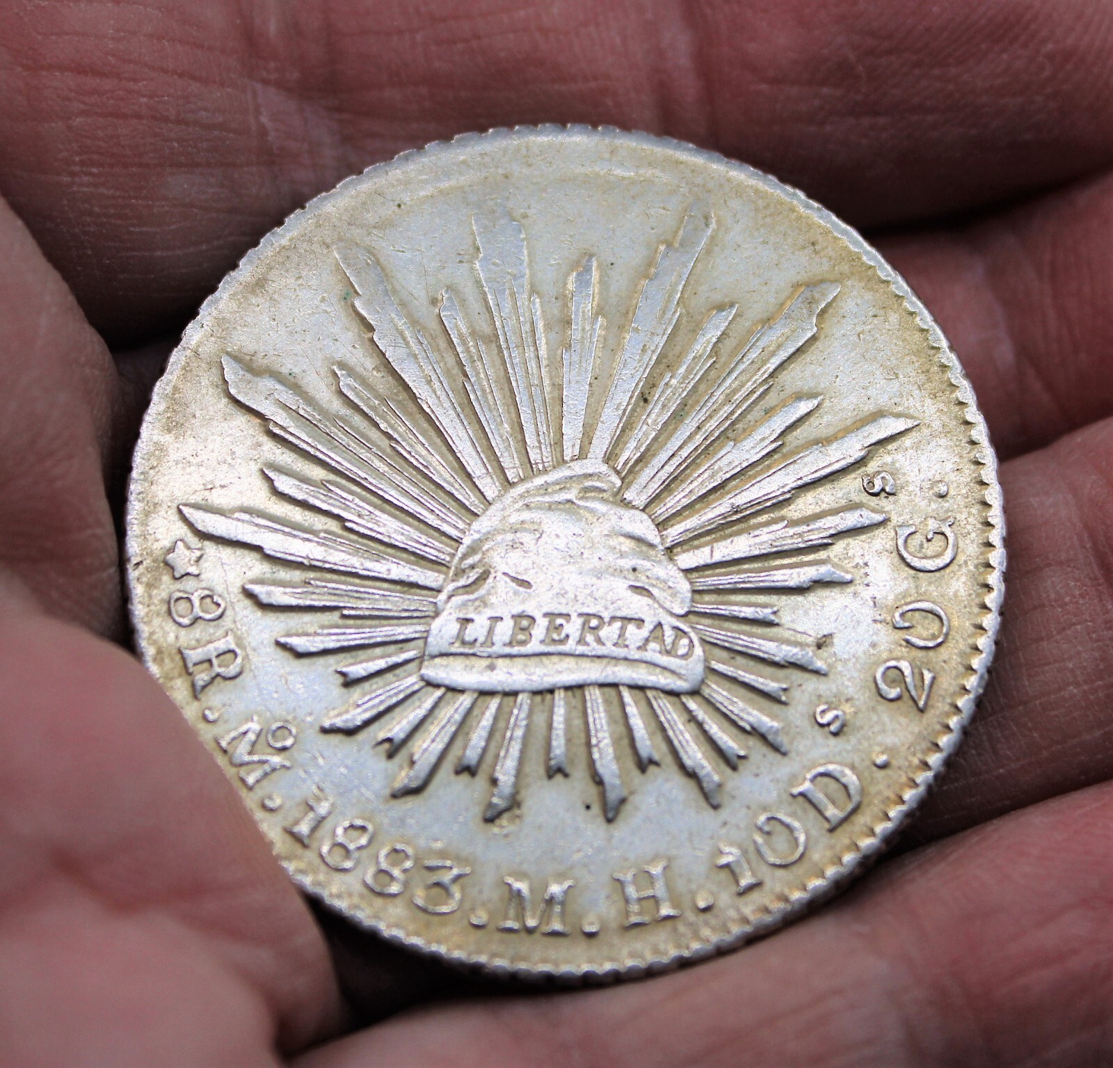 1883 MO MH SILVER MEXICO 8 REALES CAP & RAYS MEXICO CITY MINT