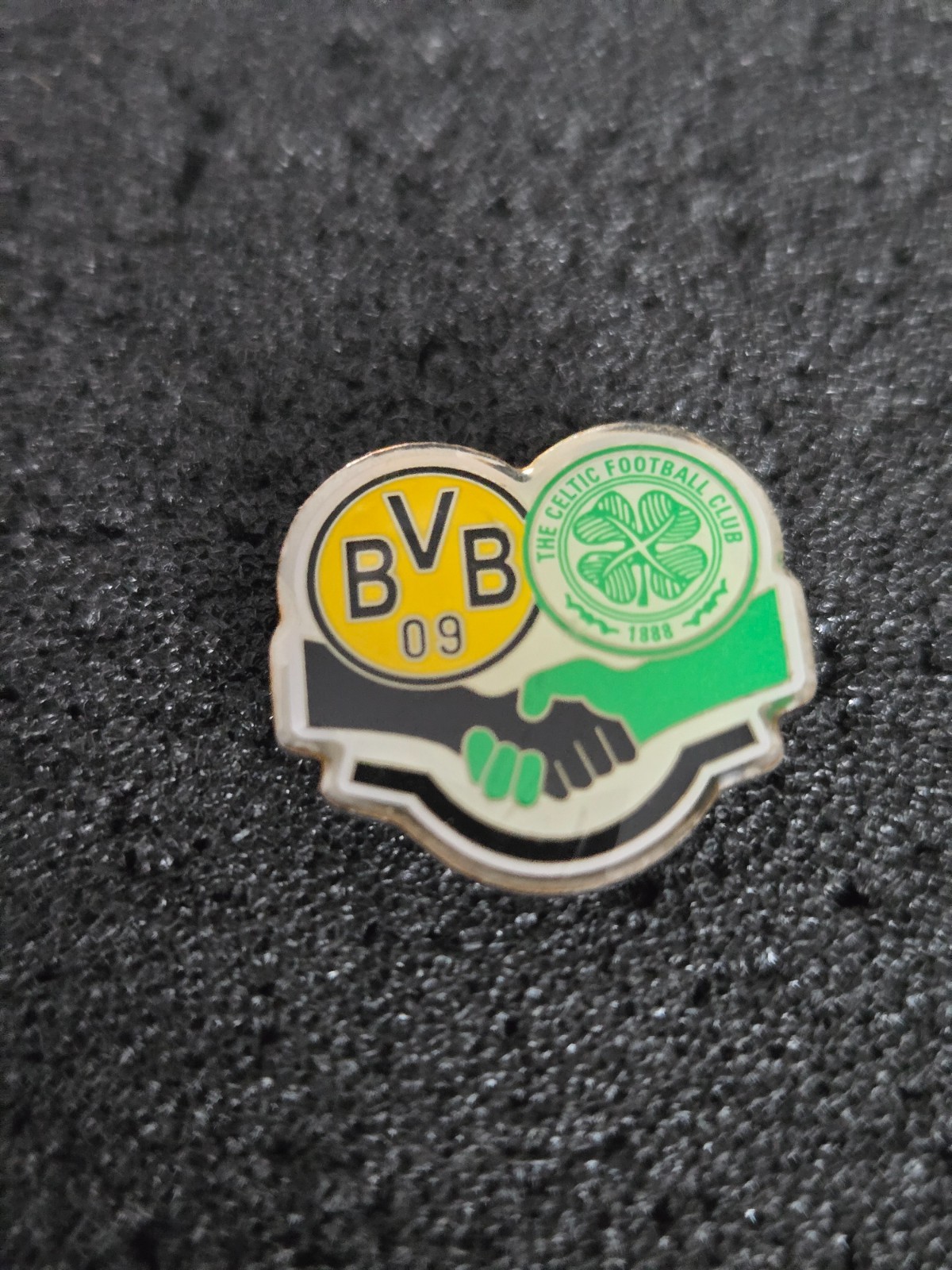 Friendship Celtic Glasgow➔ Borussia Dortmund➔ Football➔ Pin*From Collection*22918