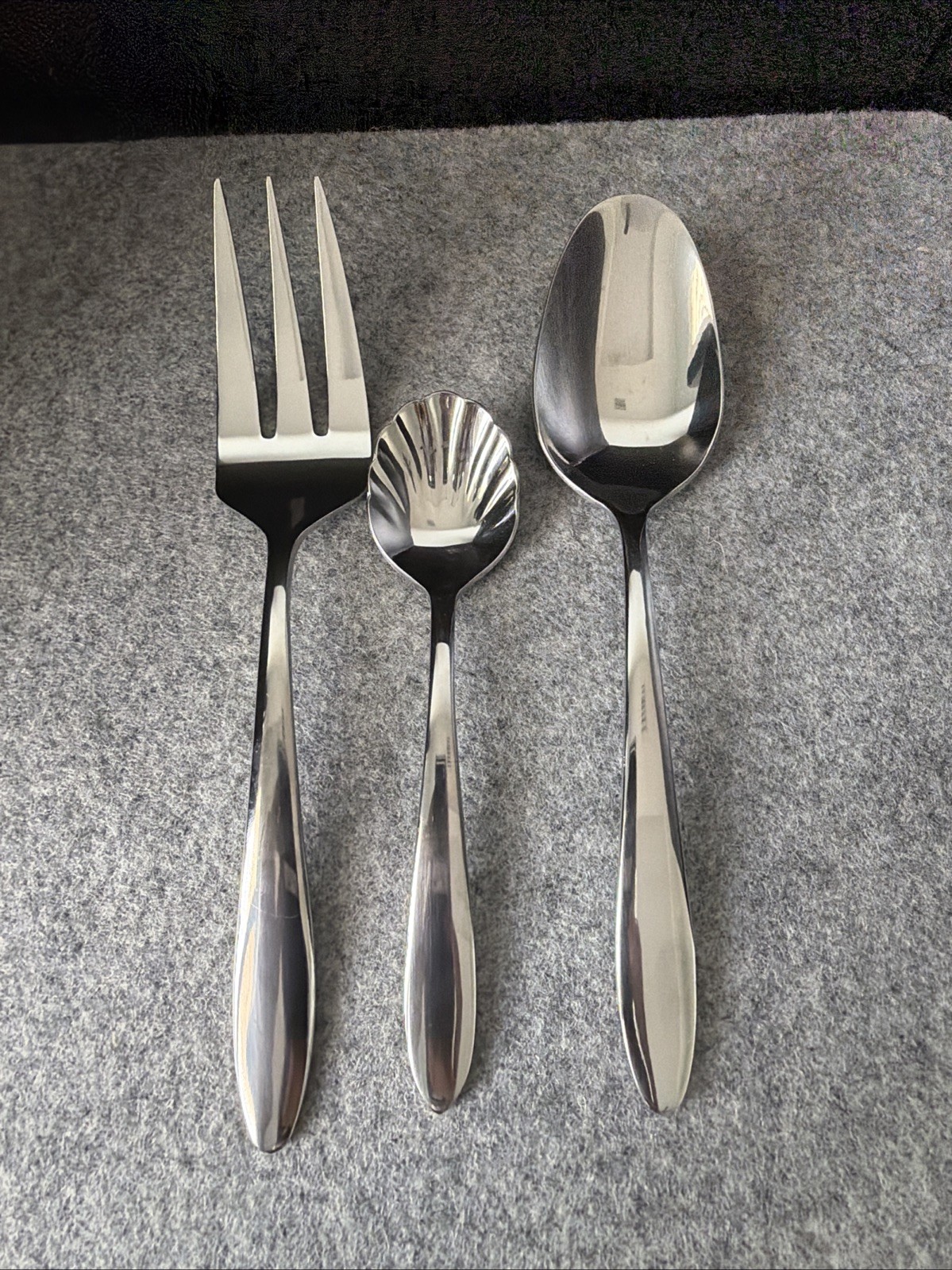 Oneida Taylor Stainless Flatware Heavy Duty Glossy “