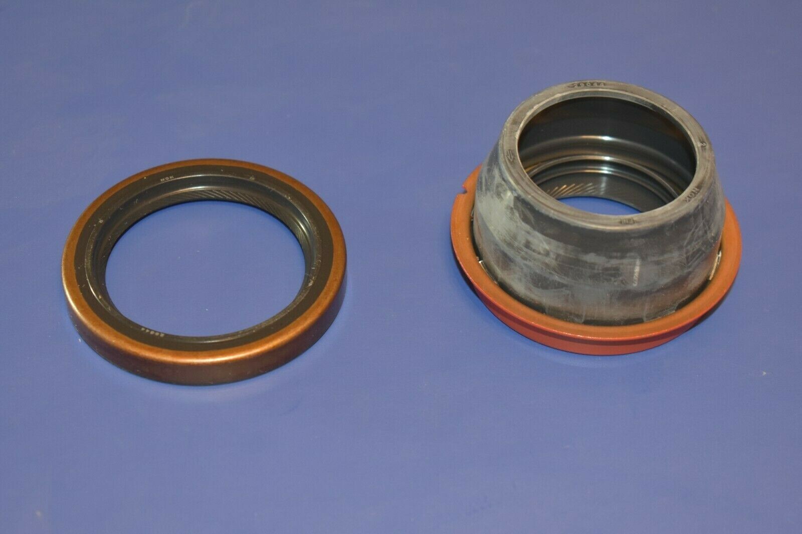Ford C6 Transmission Front Pump Body & Extension Housing Seal 1966 - 1997