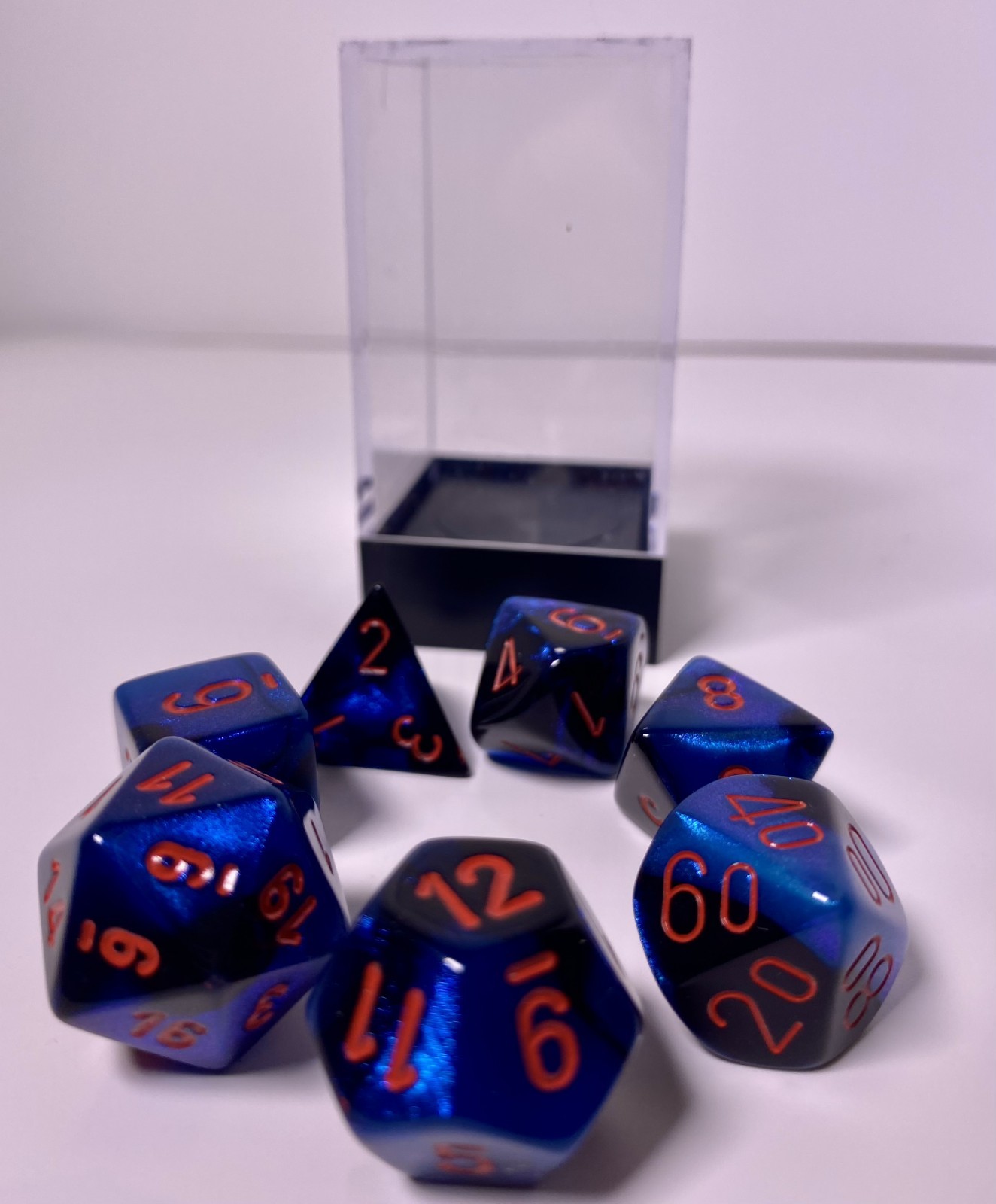 Chessex CHX 26458 Gemini Black-Sarlight, 7-Die Set W/ Case