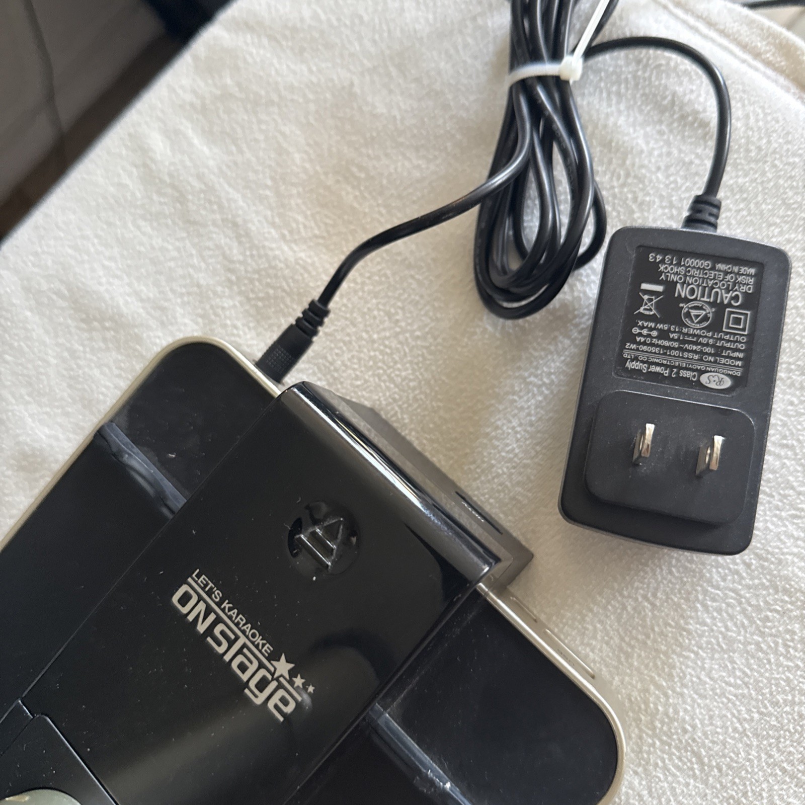 Enter Tech On Stage Wireless Let's Karaoke System Power Adapter 2 Mics