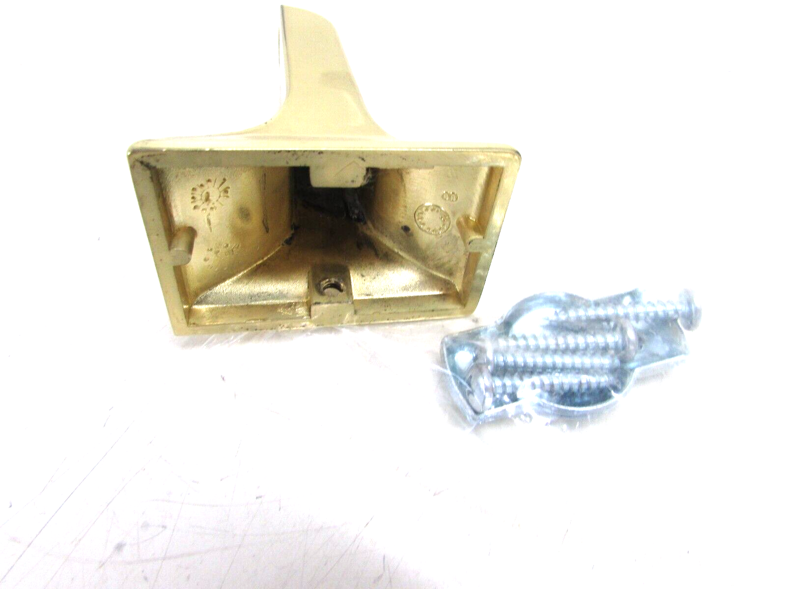 NOS! COLONIAL POLISHED BRASS TOWEL BAR BRACKETS