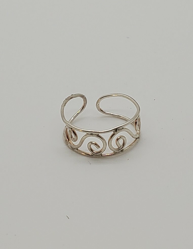 Toe Ring in Silver with Silver Scrolling Open/Adjustable 
