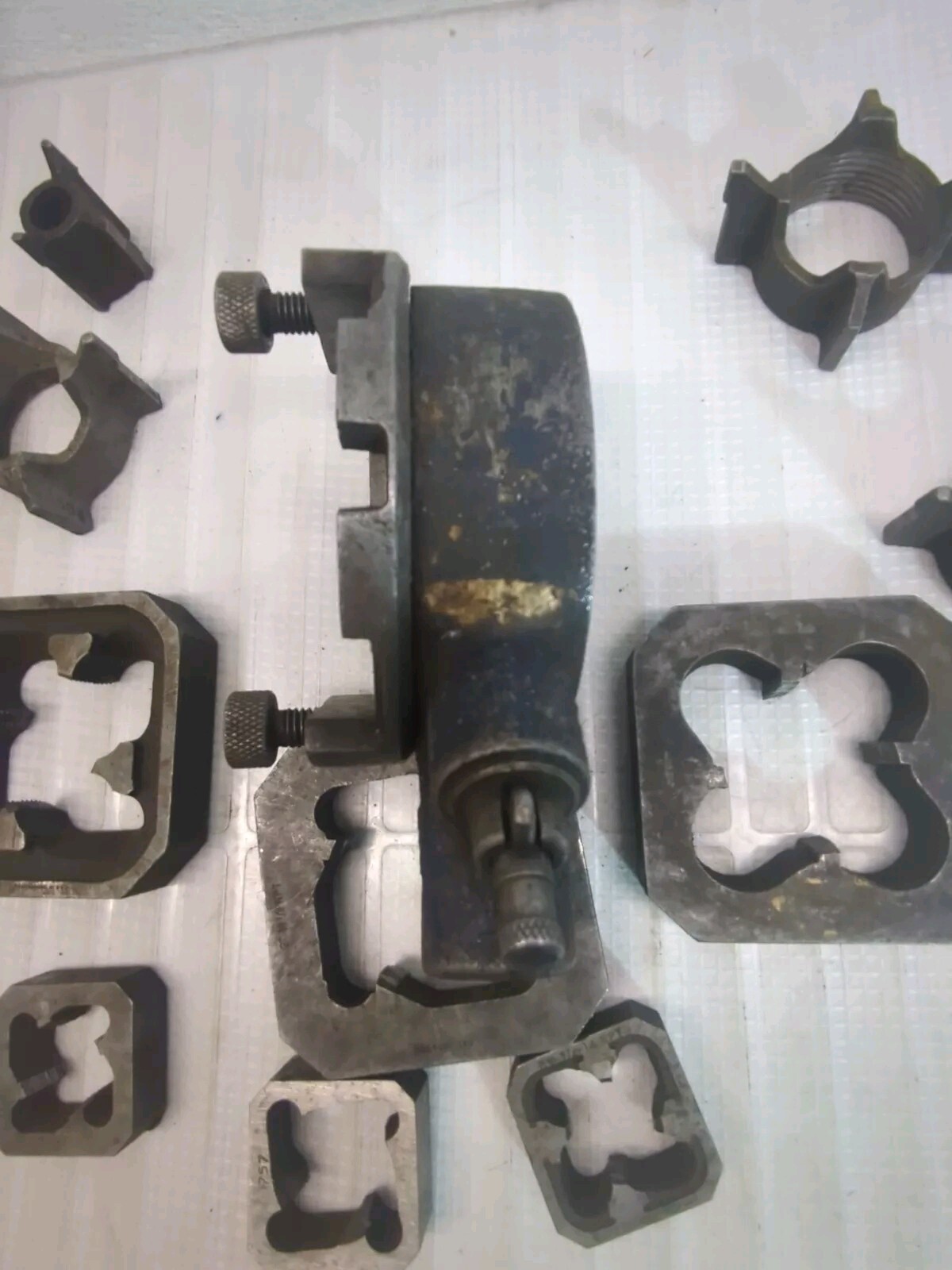 Craftsman REED PIPE THREADING DIE THREADER PLUMBING USA LOT AS IS