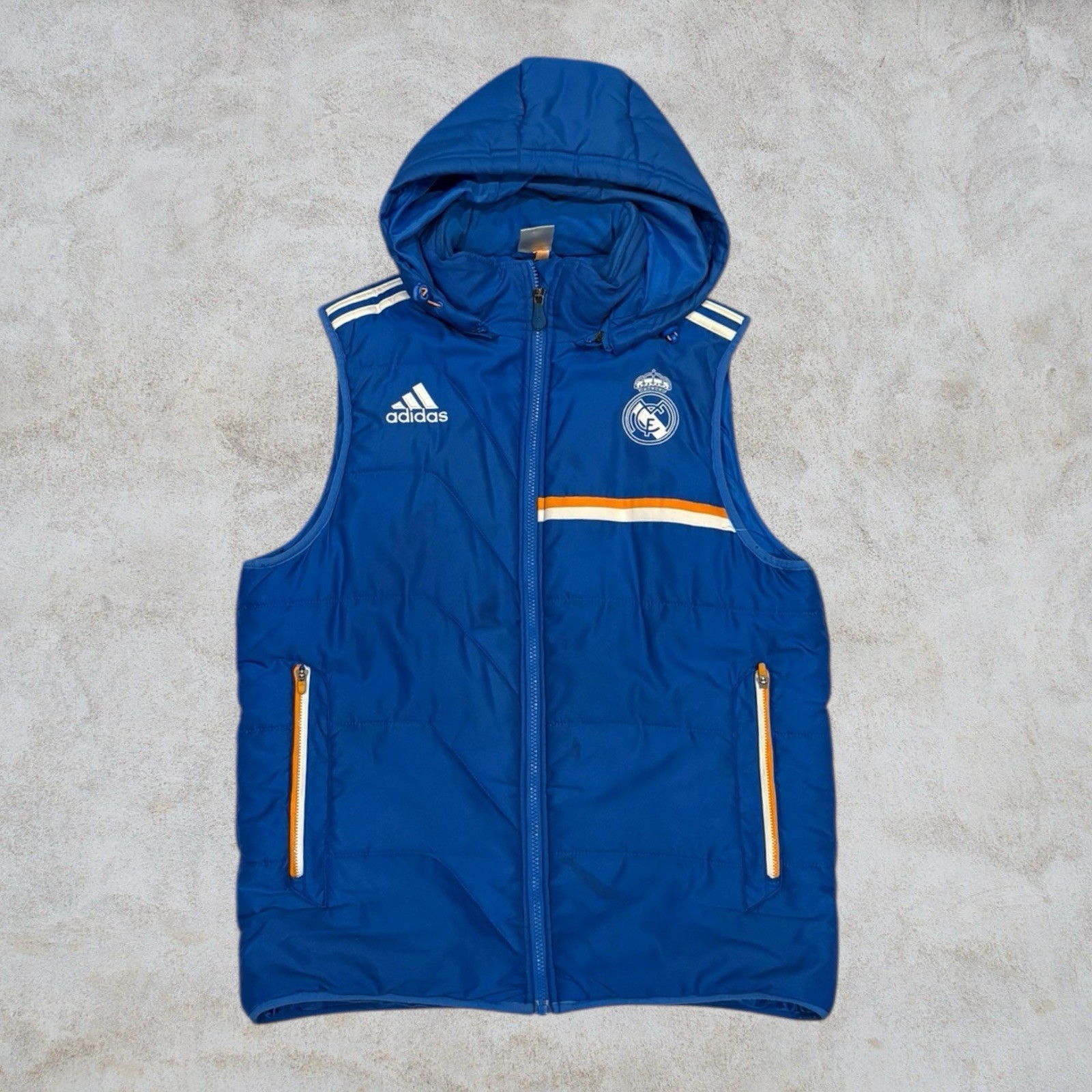 Real Madrid Adidas 2013 Body Warmer Jacket Men’s Medium Gilet Football Outdoors
