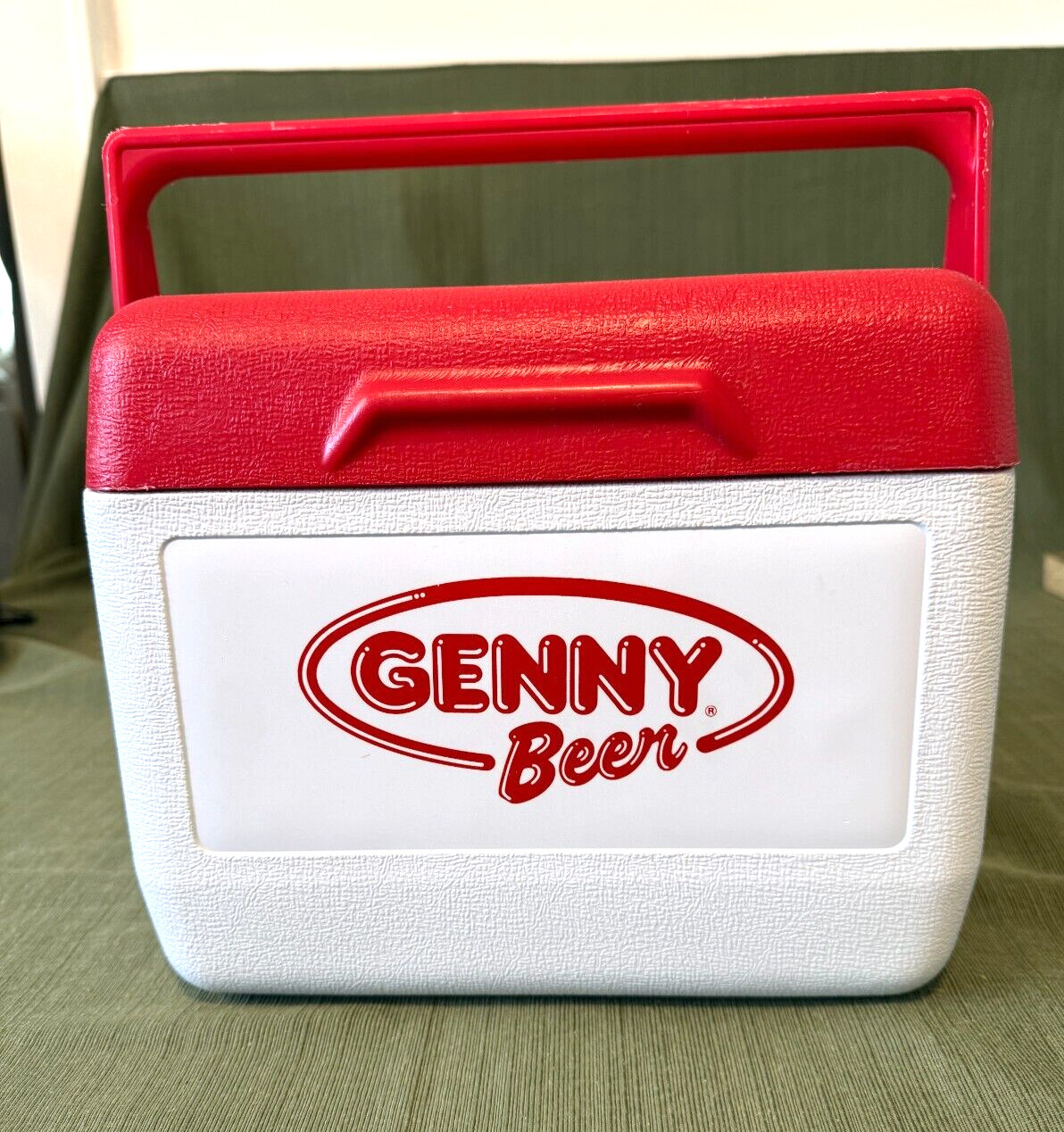 Vintage Genny Beer Rubbermaid Insulated Cooler White & Red 1990's with Handle