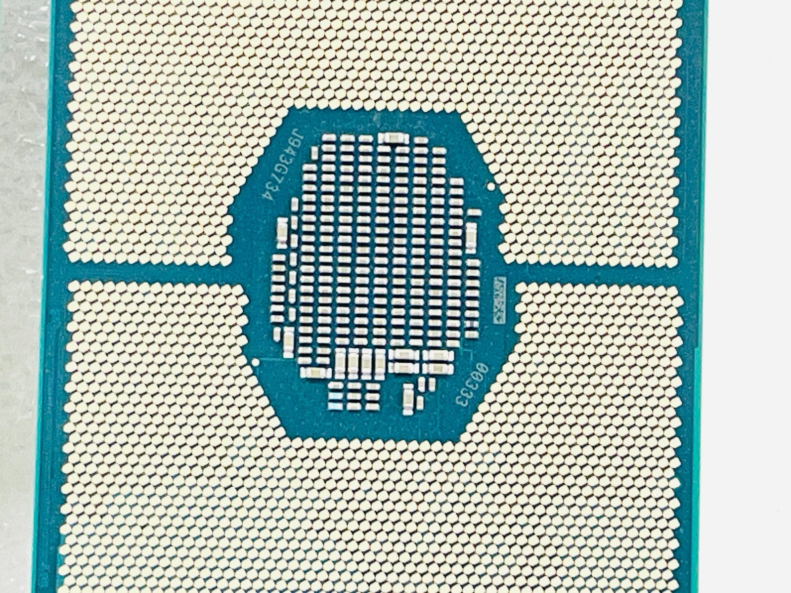 USED - Intel SRF8X INTEL XEON GOLD 6240 2.60GHZ 24.75M 18-CORE PROCESSOR