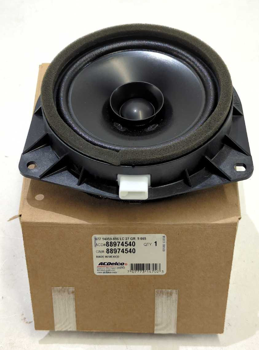 New OEM genuine Toyota Rear Speaker 2003-2008 Corolla Matrix Vibe 86160-02460