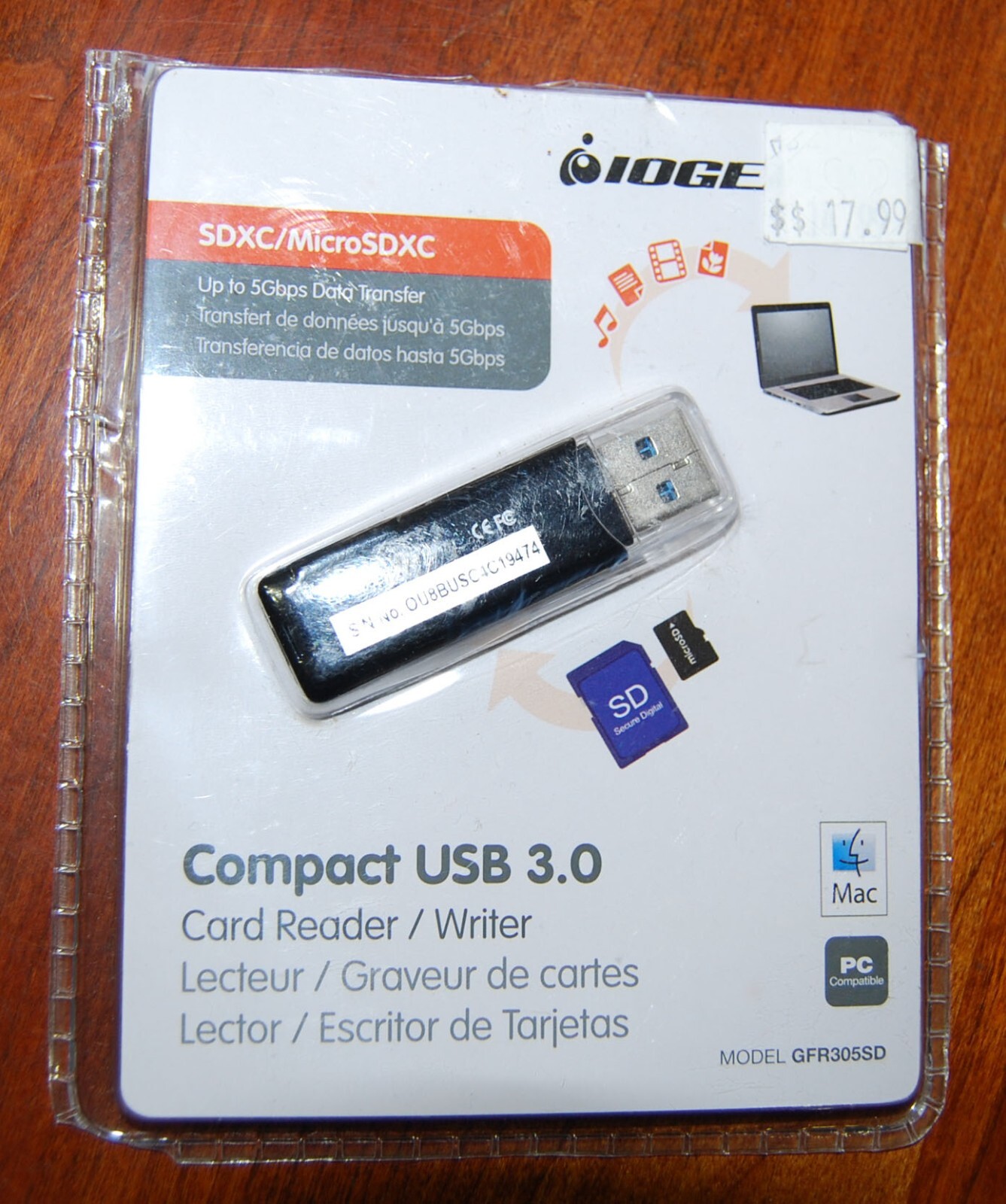 NEW! IDGEAR COMPACT USB 3.0 SDXC/MICROSDXC CARD READER GFR305SD
