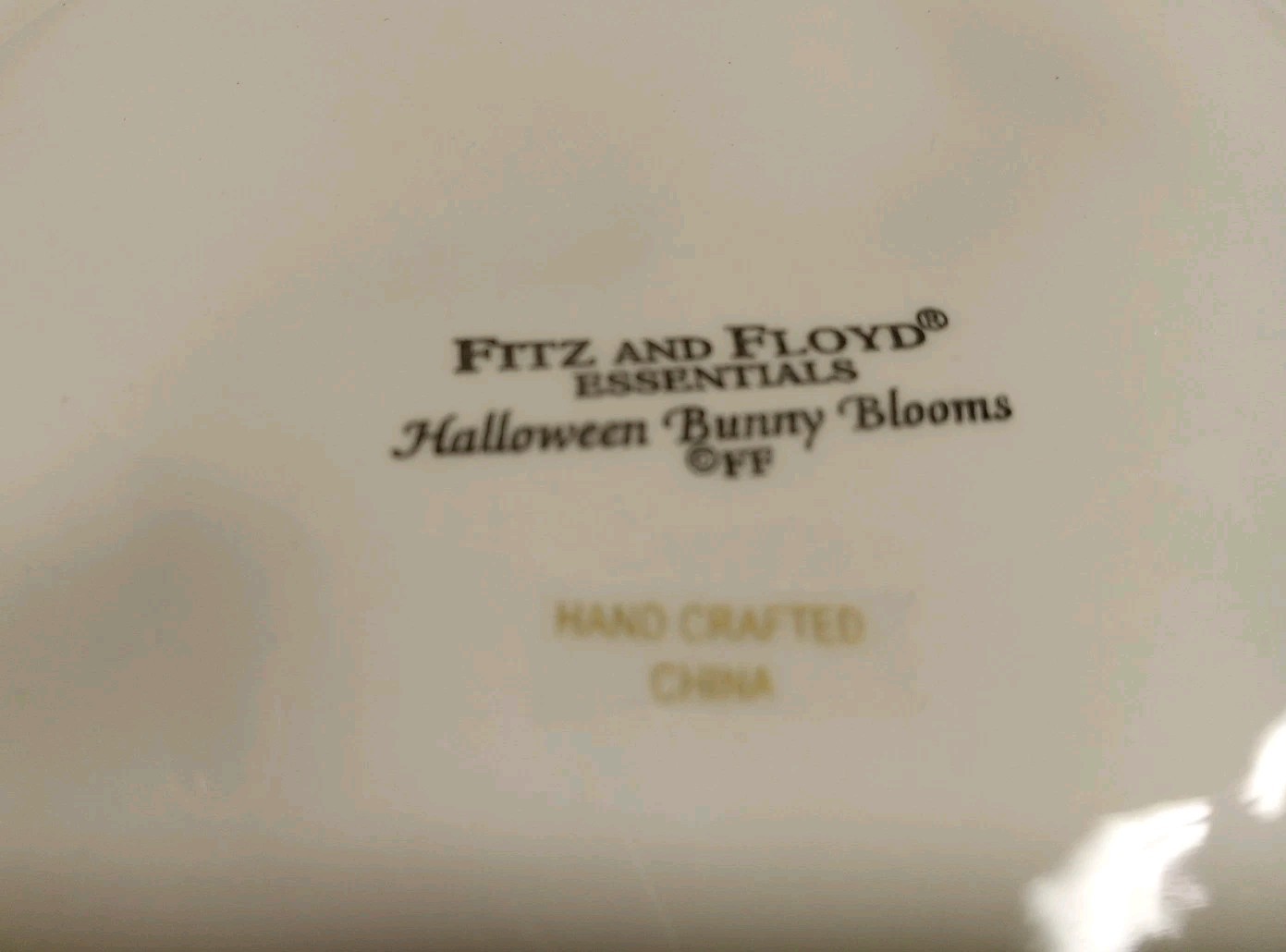 Fitz Ans Floyd Halloween Bunny Blooms Plate.