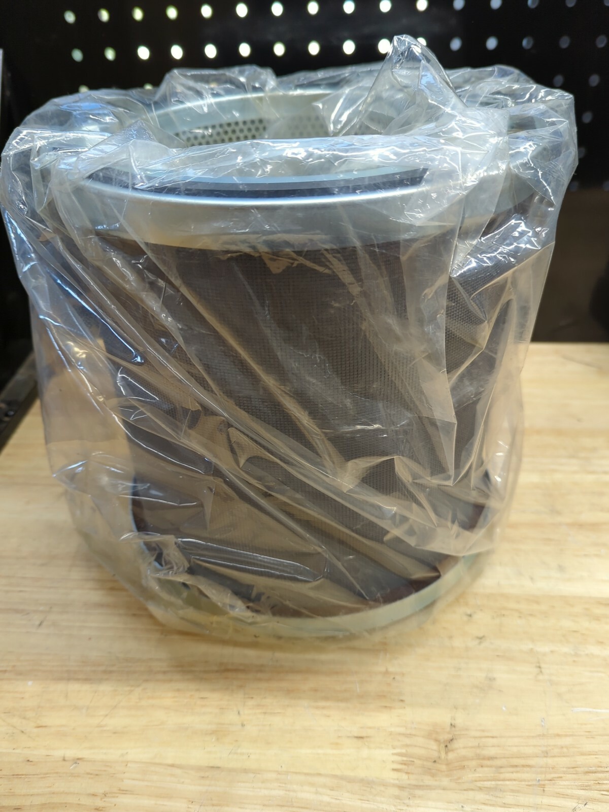 1 Nihon TM-3E vacuum pump oil mist filter / fume separator / exhaust filter