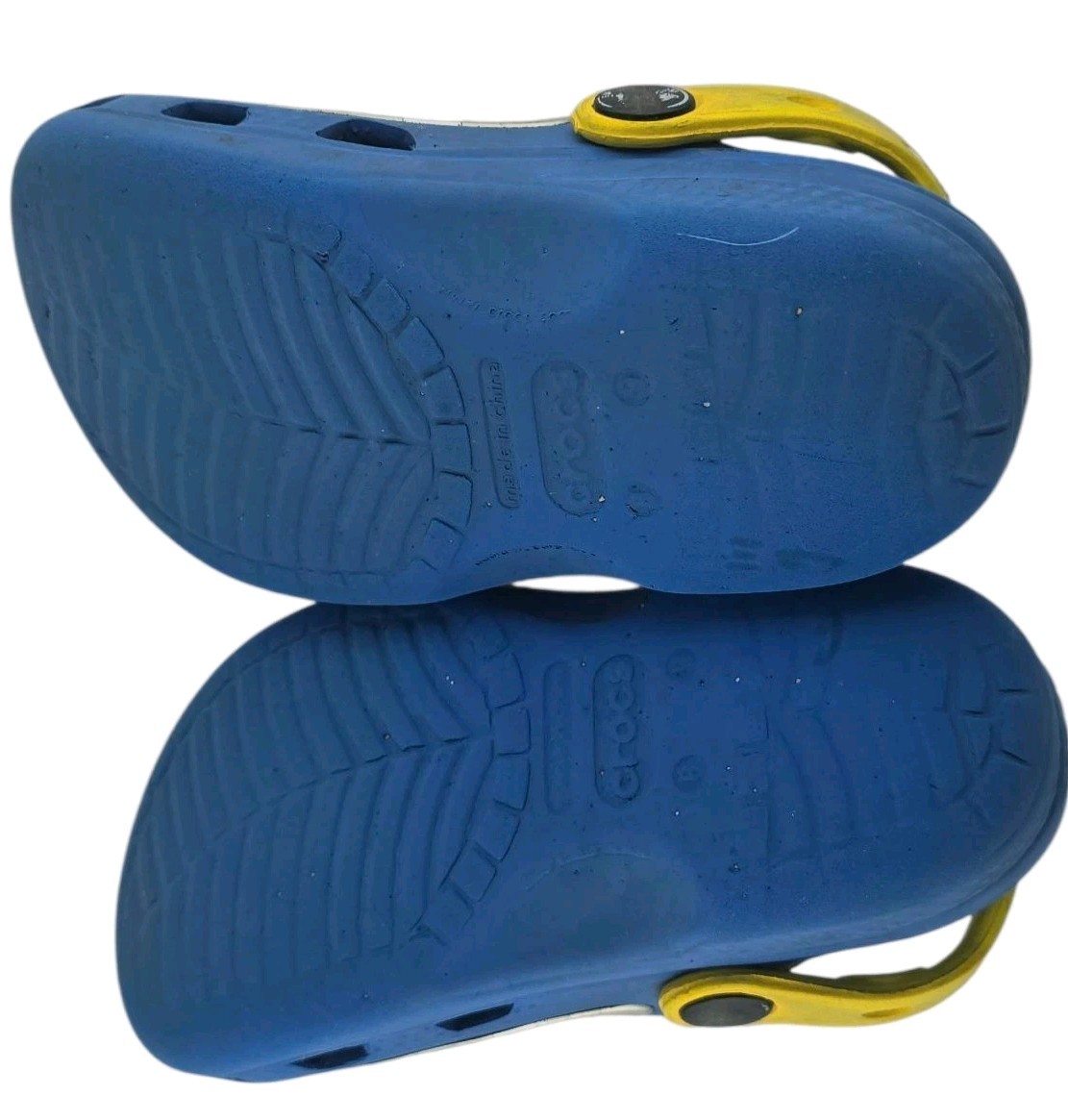 Crocs Minion Edition Toddler Blue Clogs Glow in the Dark Eyes Size 6/8