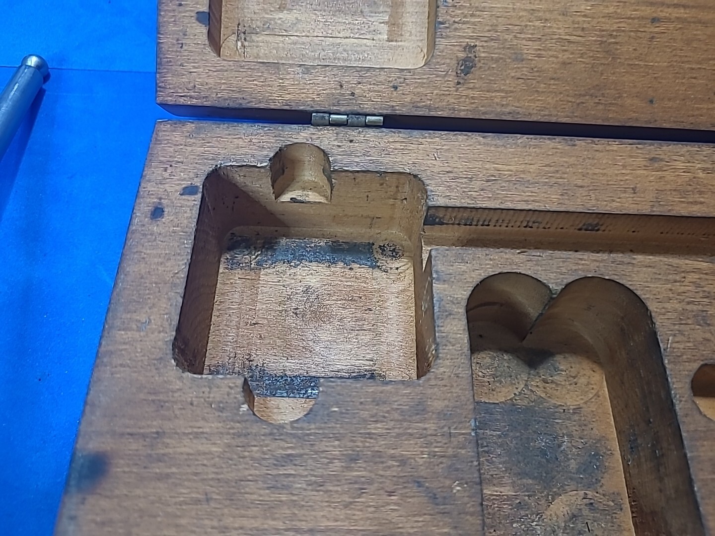 Starrett 657EZ Magnetic Base With Indicator in Wood Case