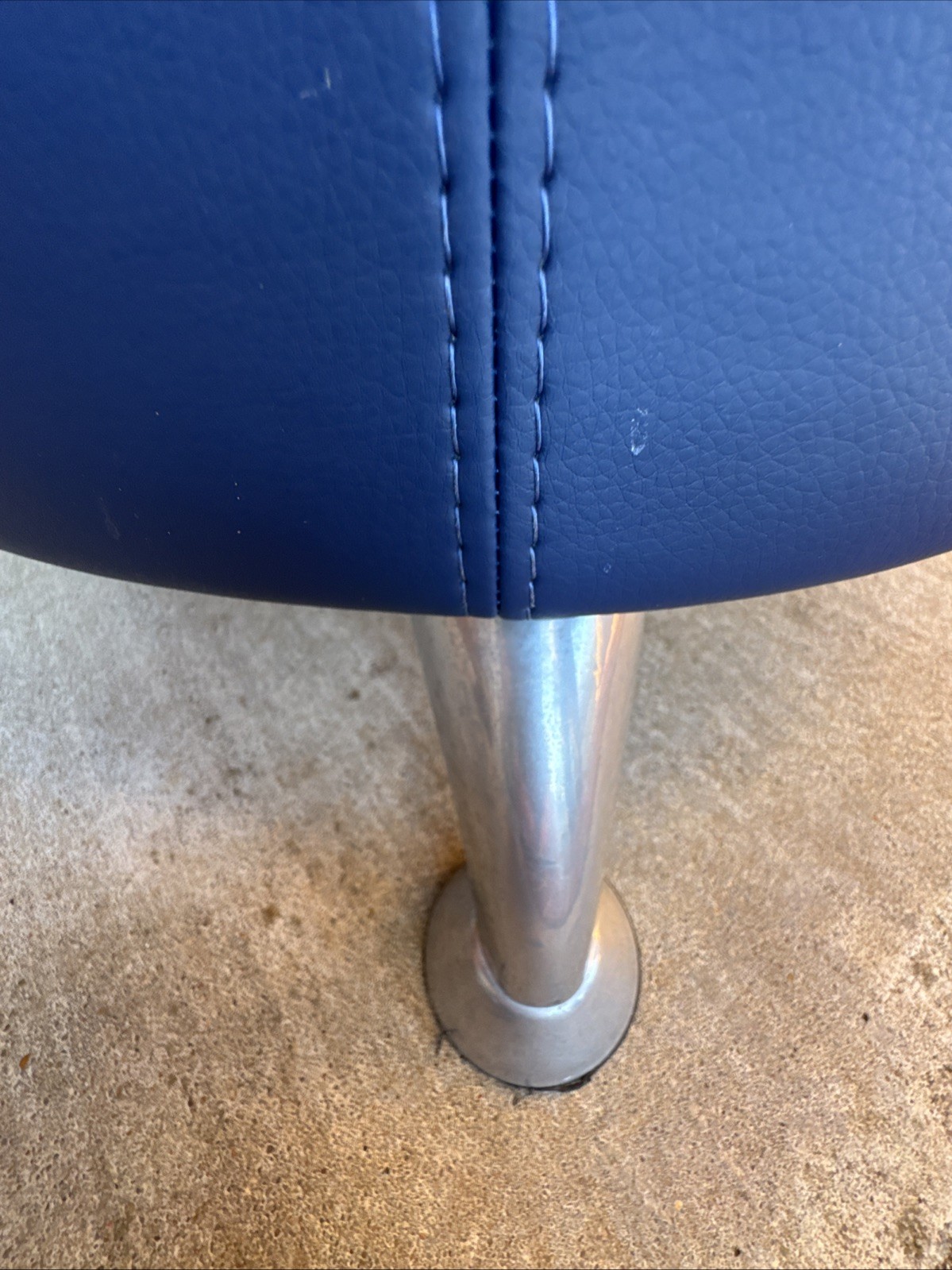 Safco Zenergy Ball Chair Navy Blue