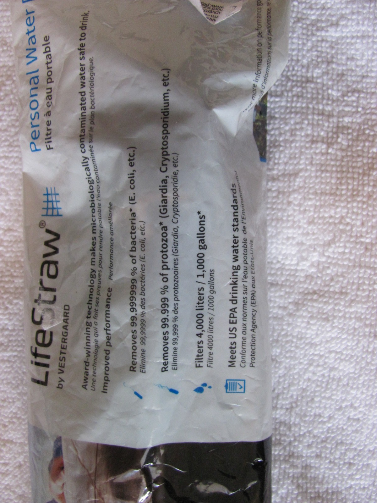 LifeStraw LSPHF017 Personal Water Filter Straw - Portable 4,000L Emergency