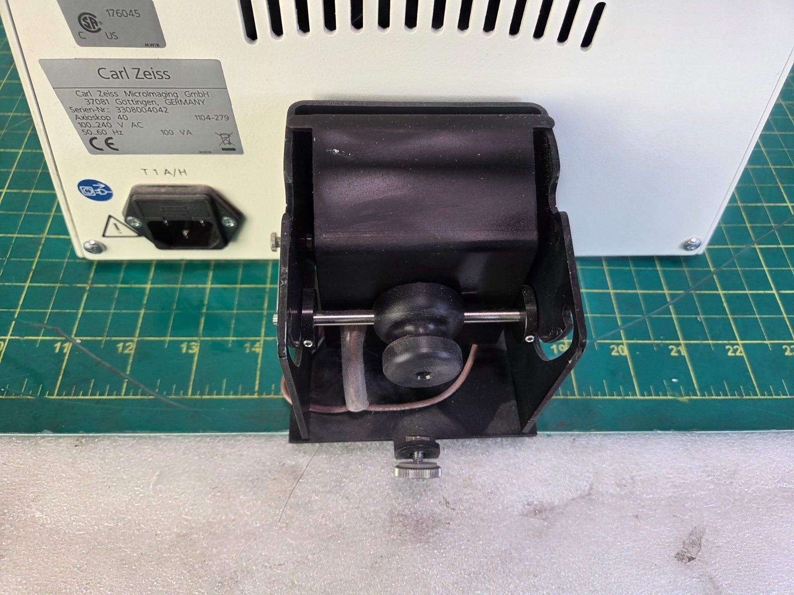Zeiss Axioskop 40 Trinocular Microscope