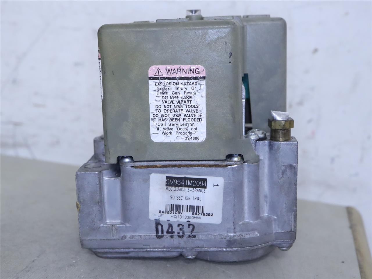 Honeywell SV9541M2094 SmartValve HVAC Furnace Gas Valve HQ1013350HW