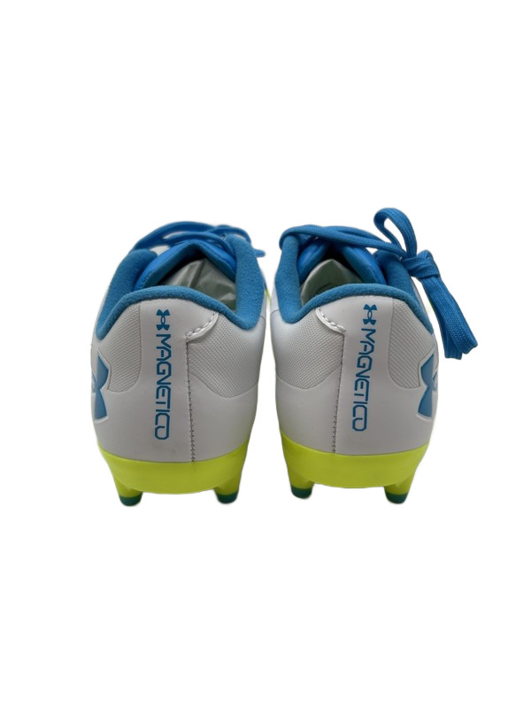 Under Armour Magnetico Select 3.0 Soccer Shoes