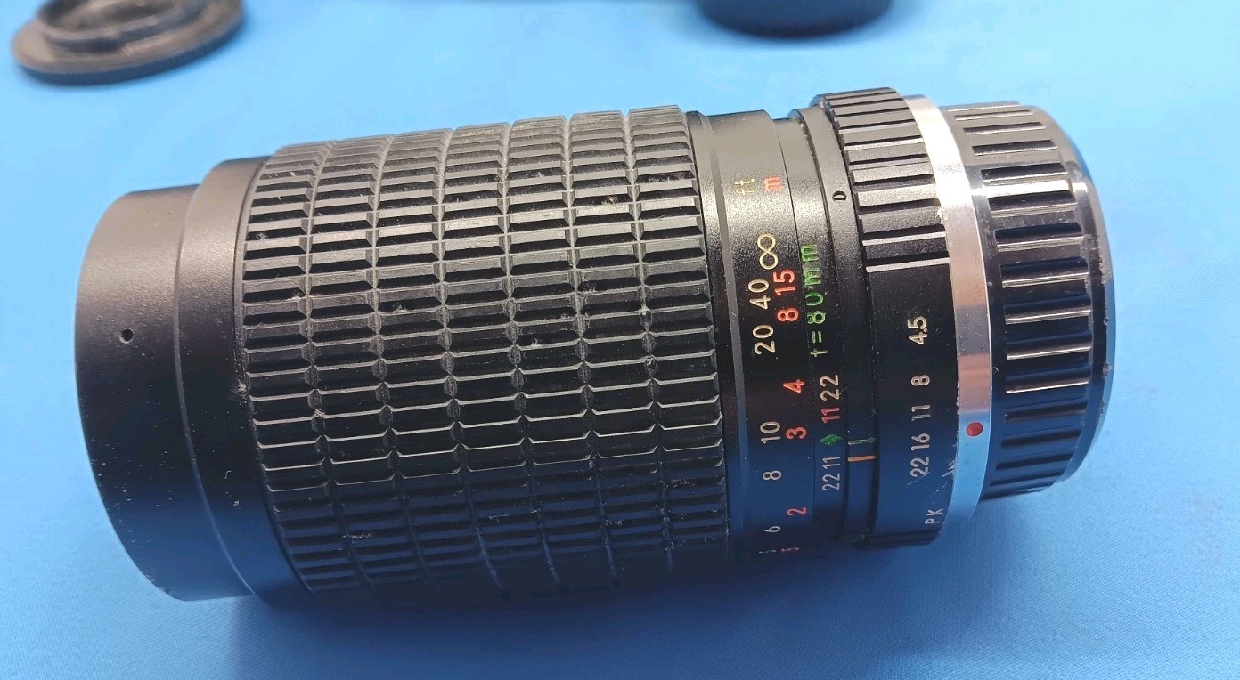 Quantaray Computerized Camera Body, Case, 3 Lenses, Flash Unit, Tint Lenses