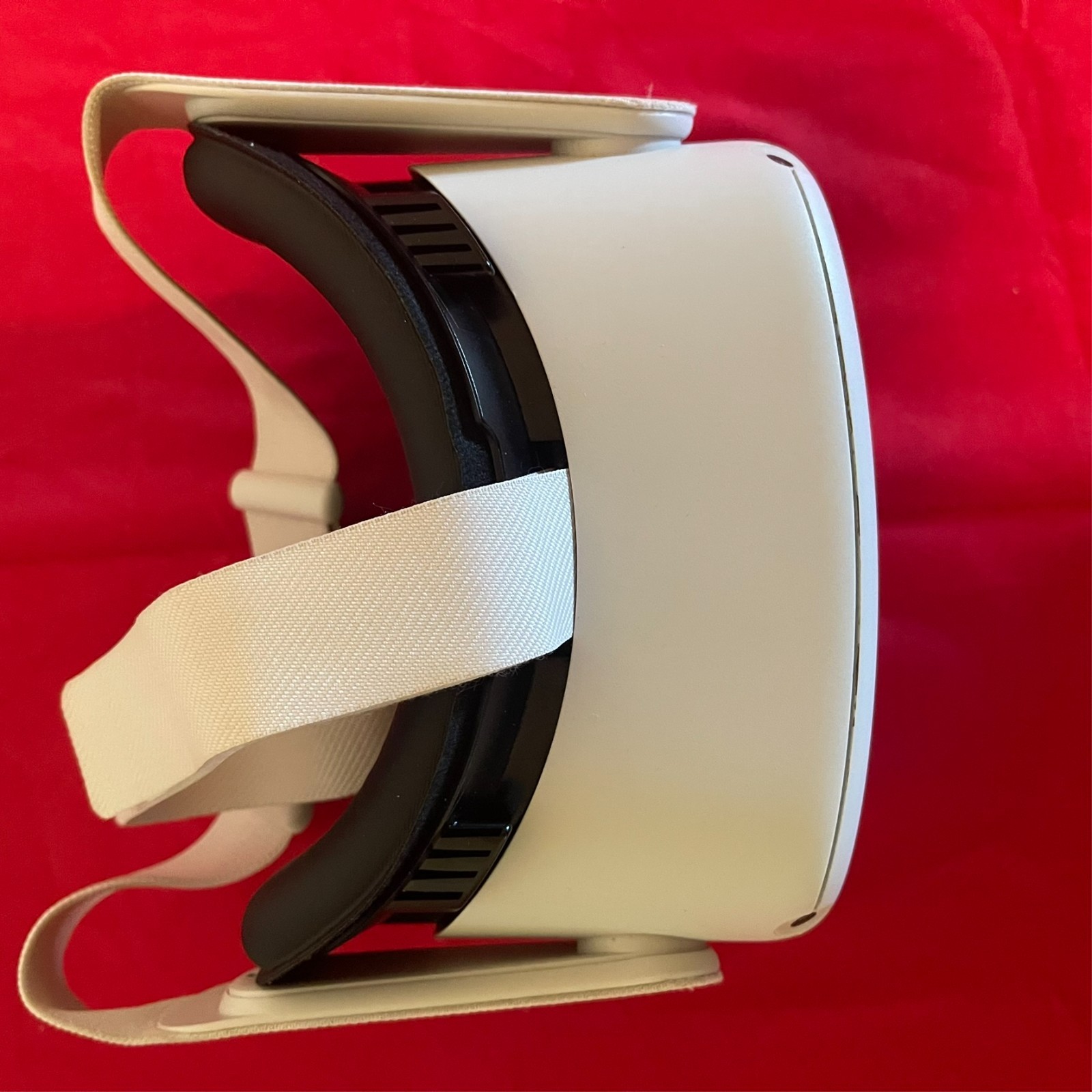 Meta Quest 2 (128GB) - W/Original Boxes - VR Headset Upgraded Bundle