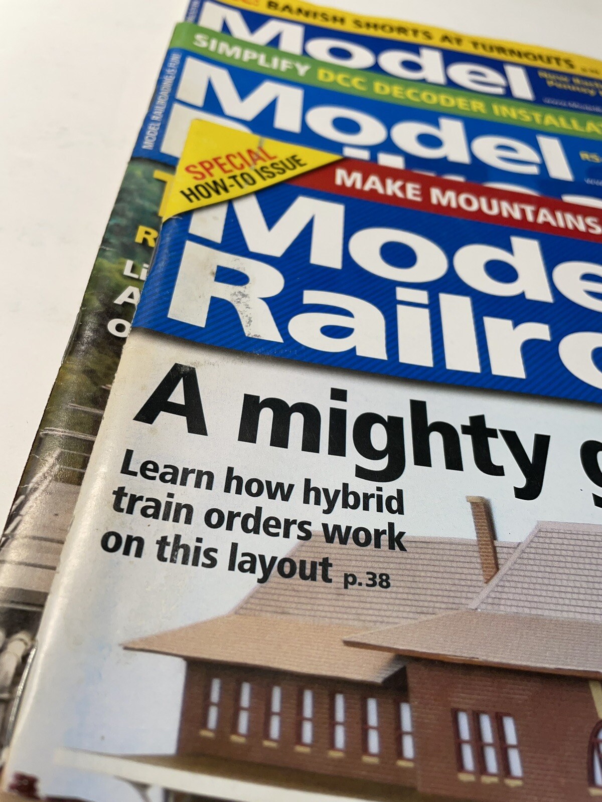 Model Railroader Magazines 2019 Lot of 8 Used