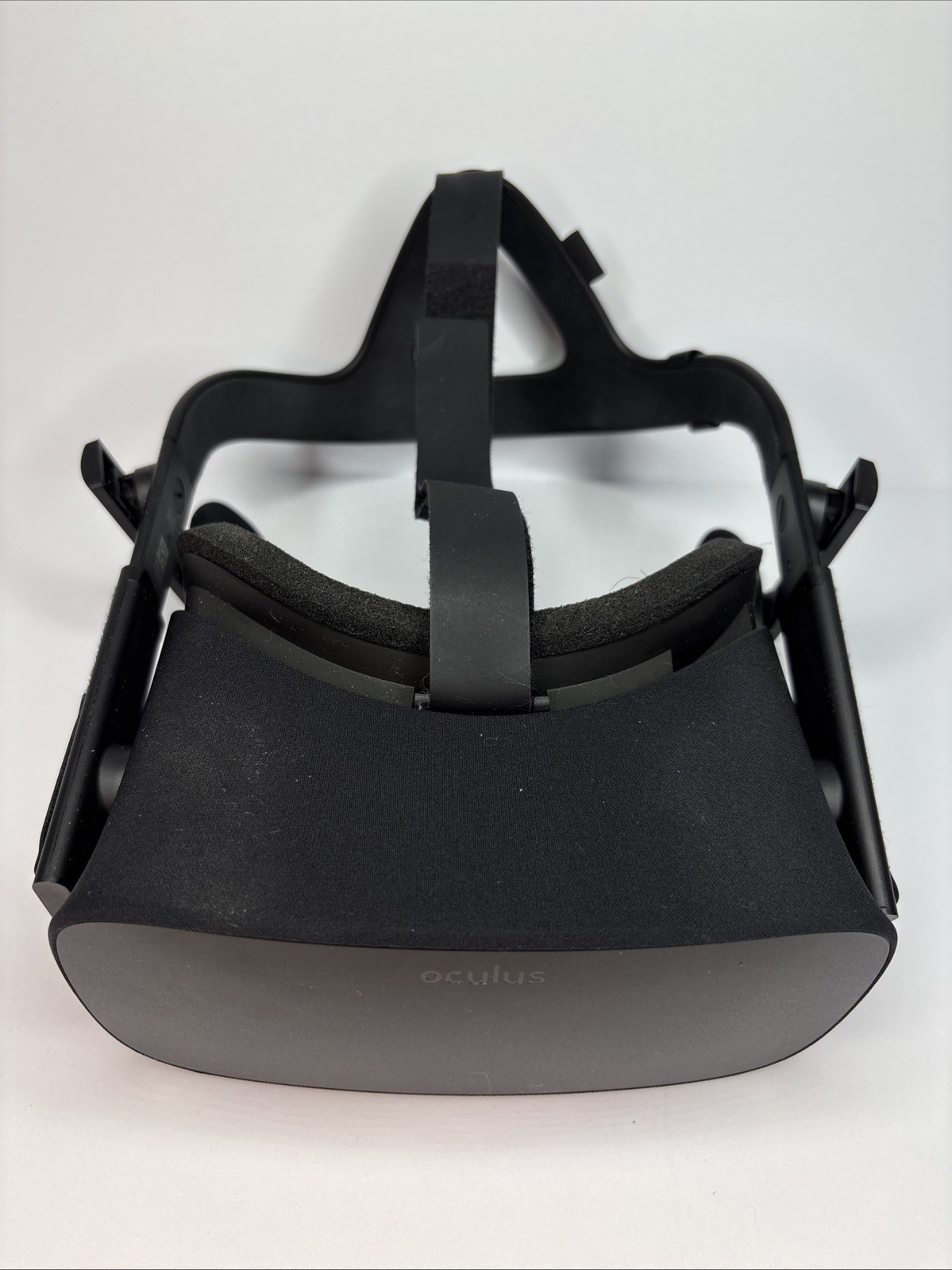 Meta Oculus Rift CV1 Headset ONLY with Headphones - Tested and Fully Operational