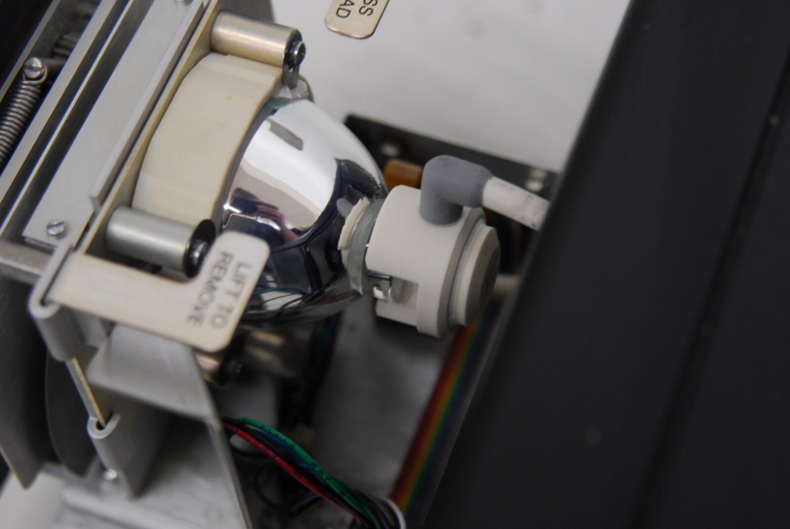 Linvatec Intravision 8425A Automatic Light Source