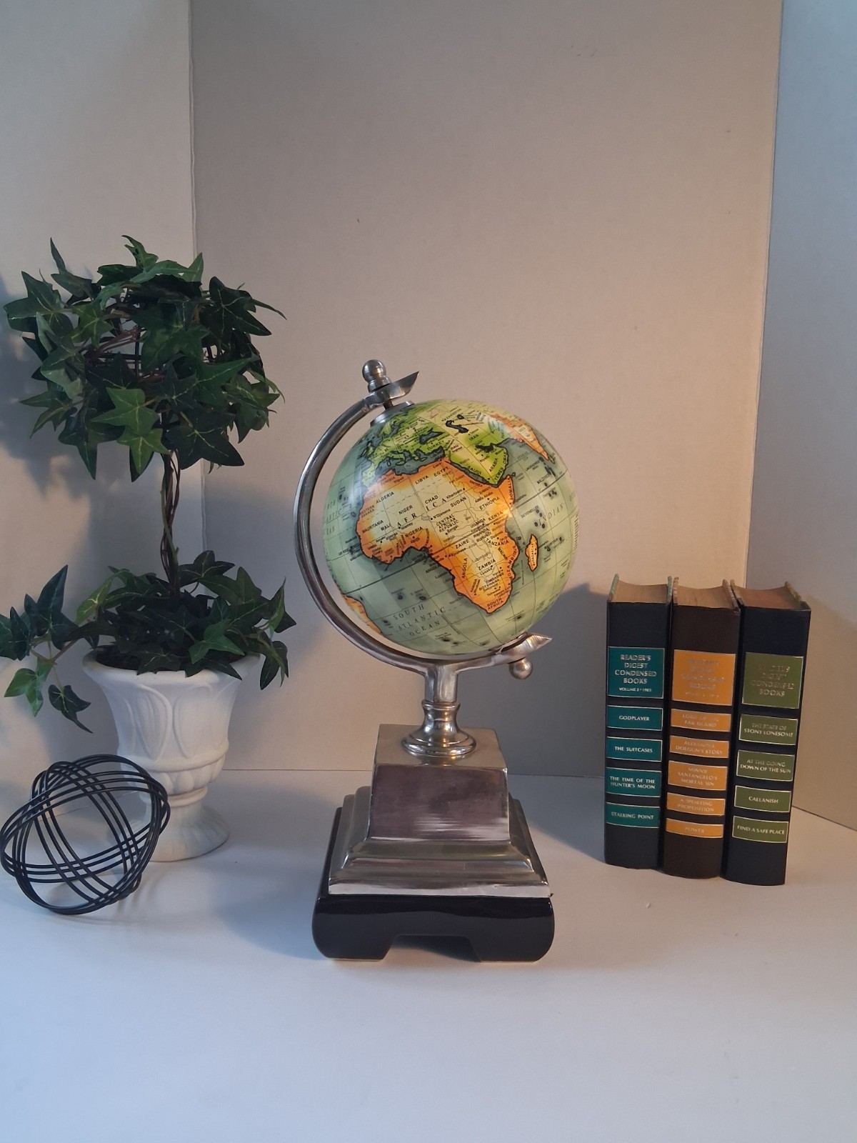 World Globe; Pedestal Style; Silver Toned, Desktop Globe