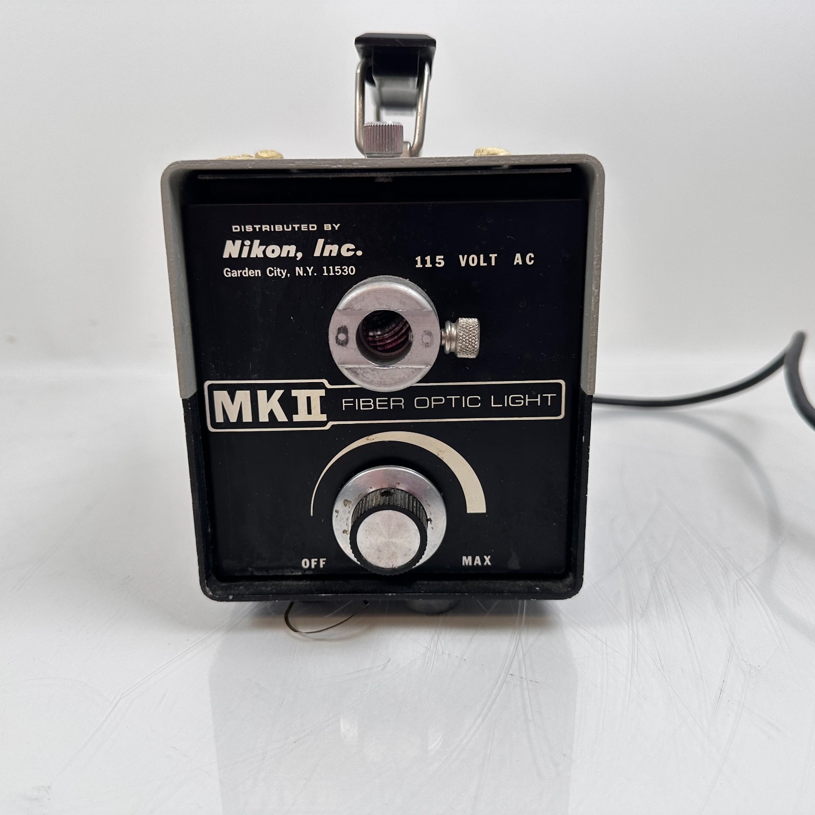 Nikon MK II Fiber Optic Microscope Illumination Light Source 150W, 115VAC