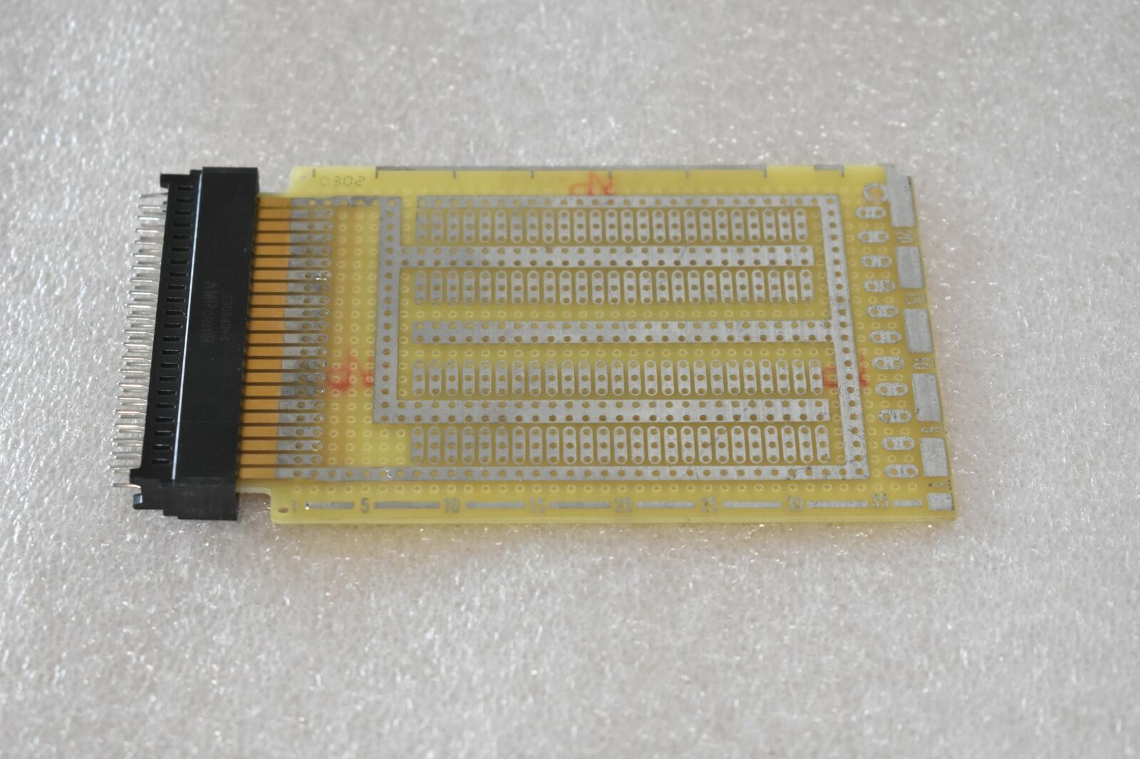 VECTOR 3795-1 PLUGBORD 2.73" X 4.5" / 0.042" DIA. WITH AMP 530843-4 CONNECTOR
